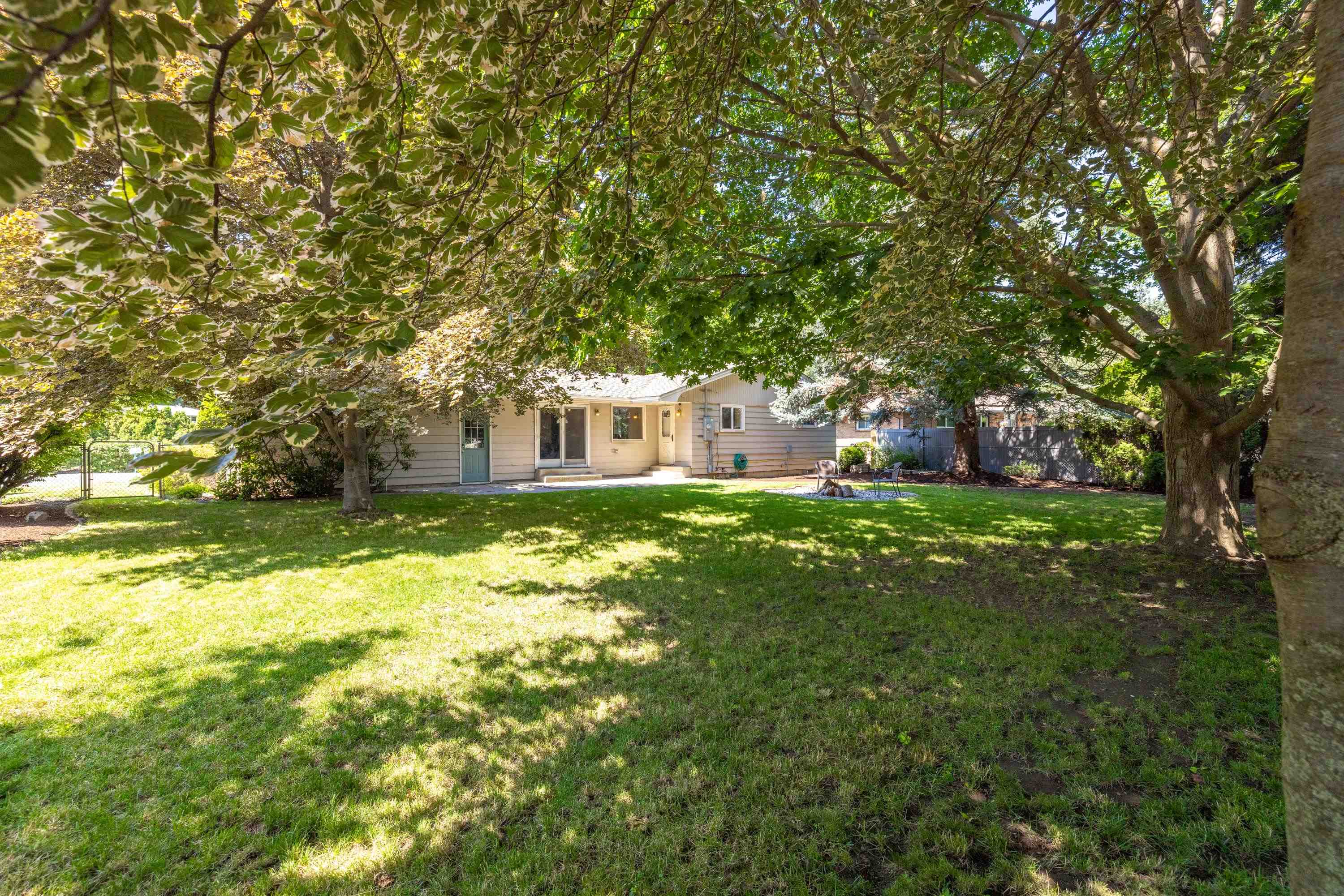 7804 N Madison Ct - Photo 3