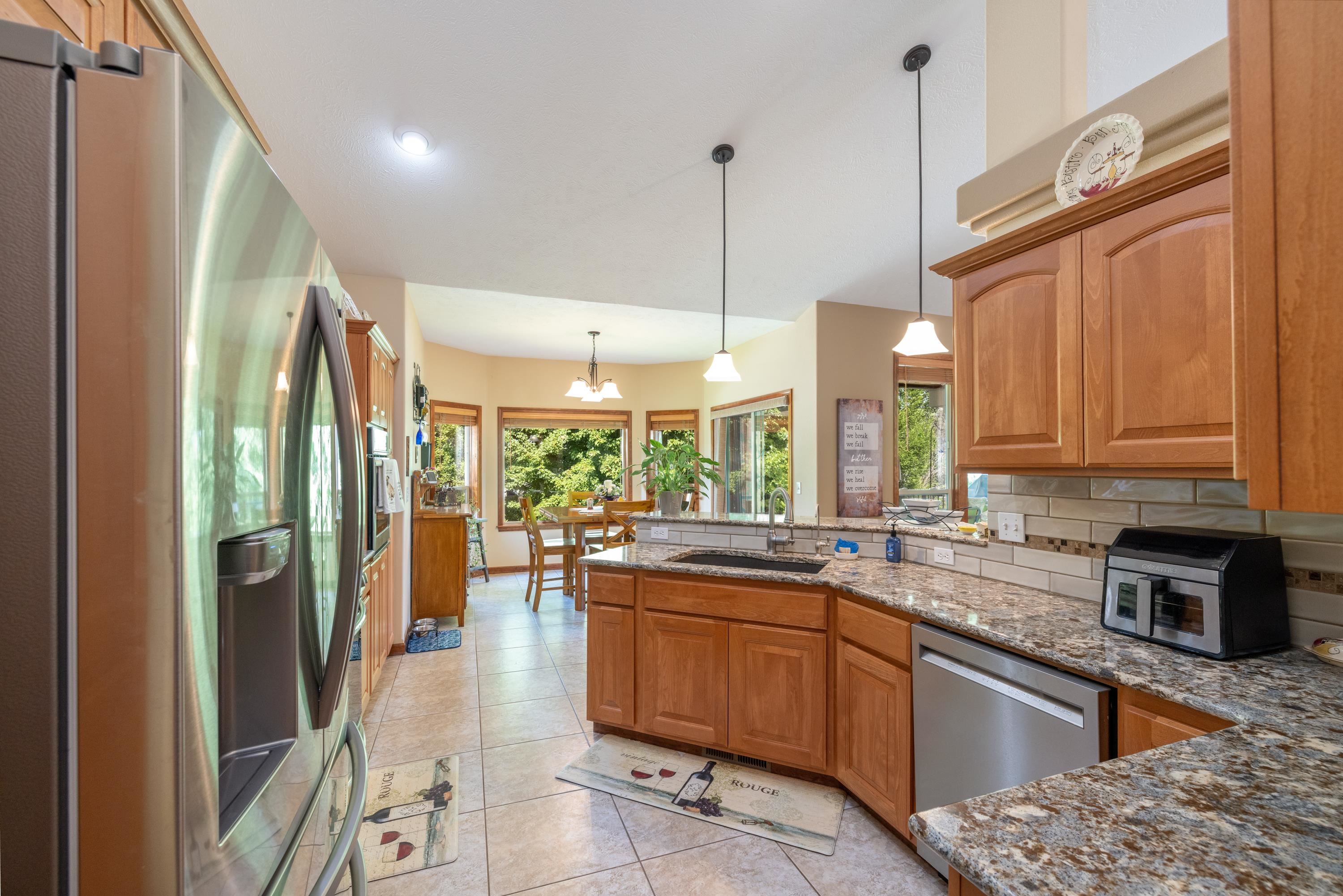 9405 N Phoebe St - Photo 14