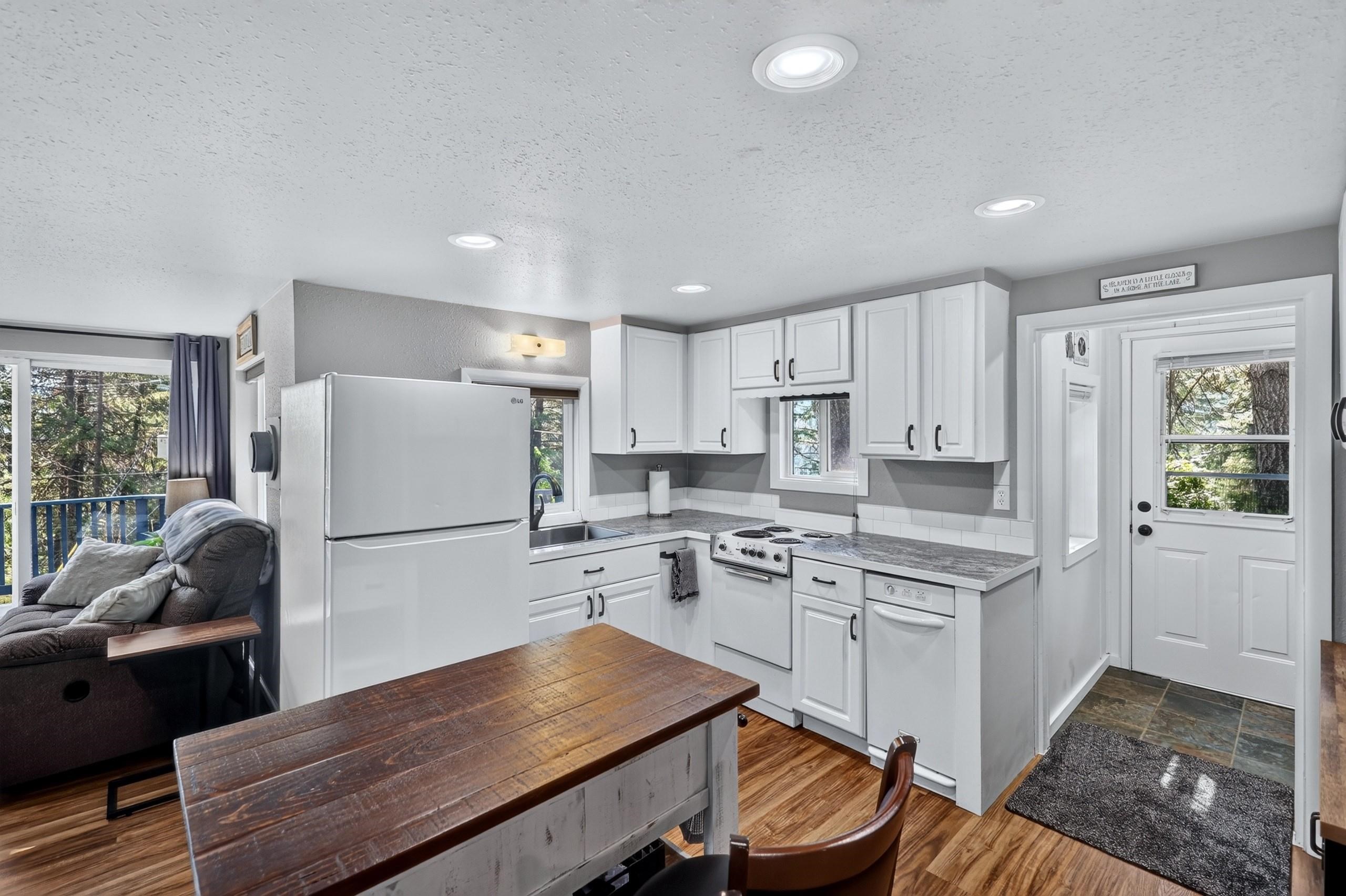 4097 Tamarack Bay Rd - Photo 9
