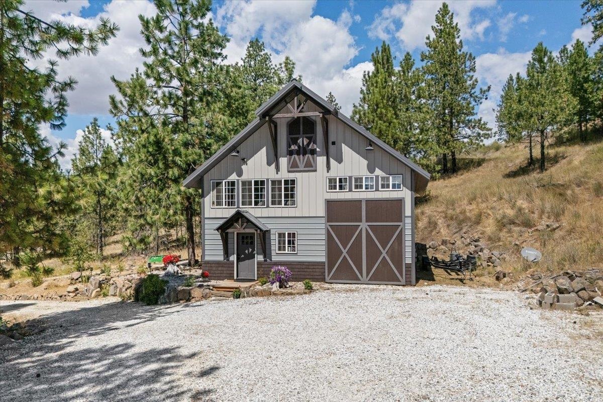 6520 Pine Ridge Way - Photo 1