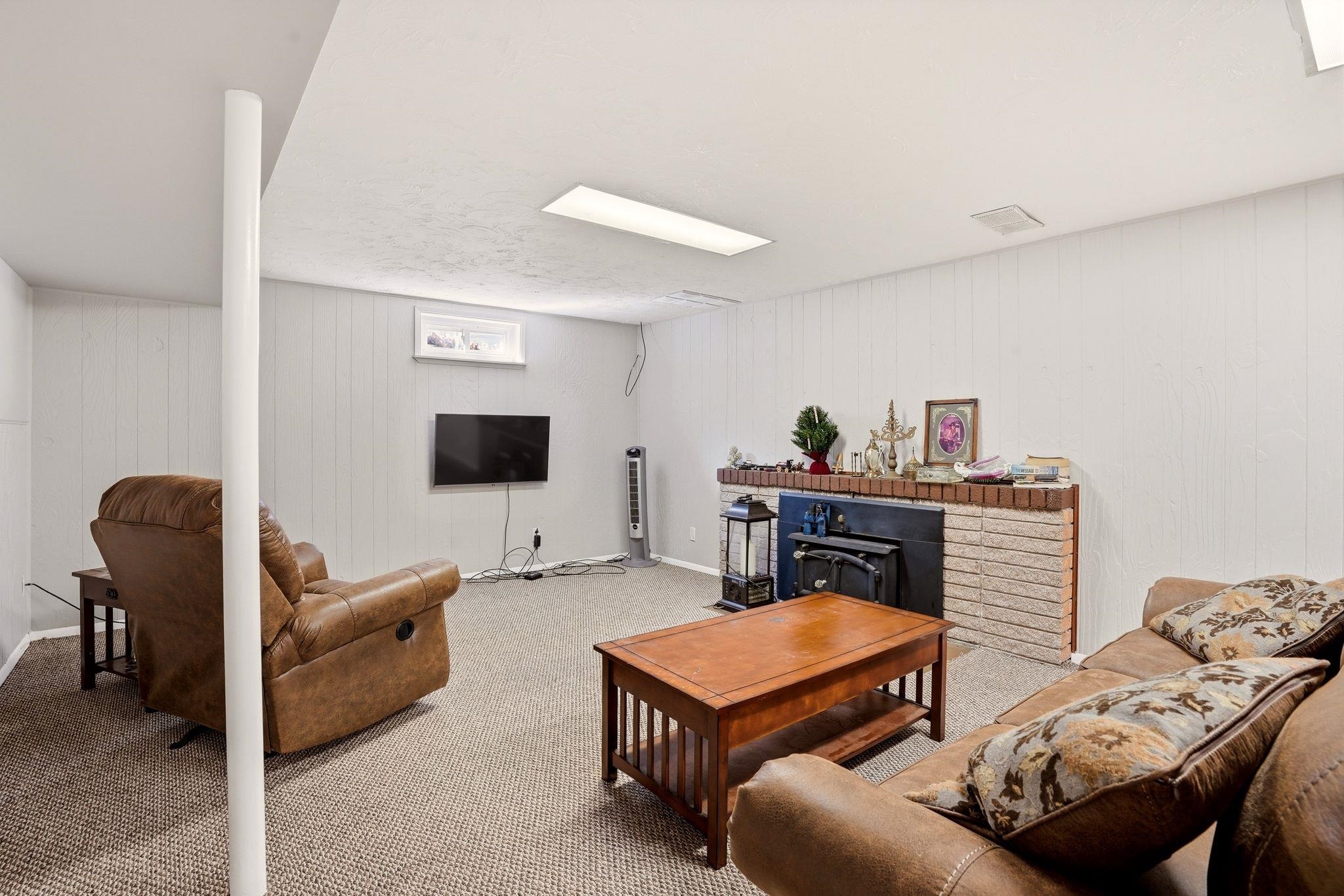 3010 W BISMARK Ave - Photo 18