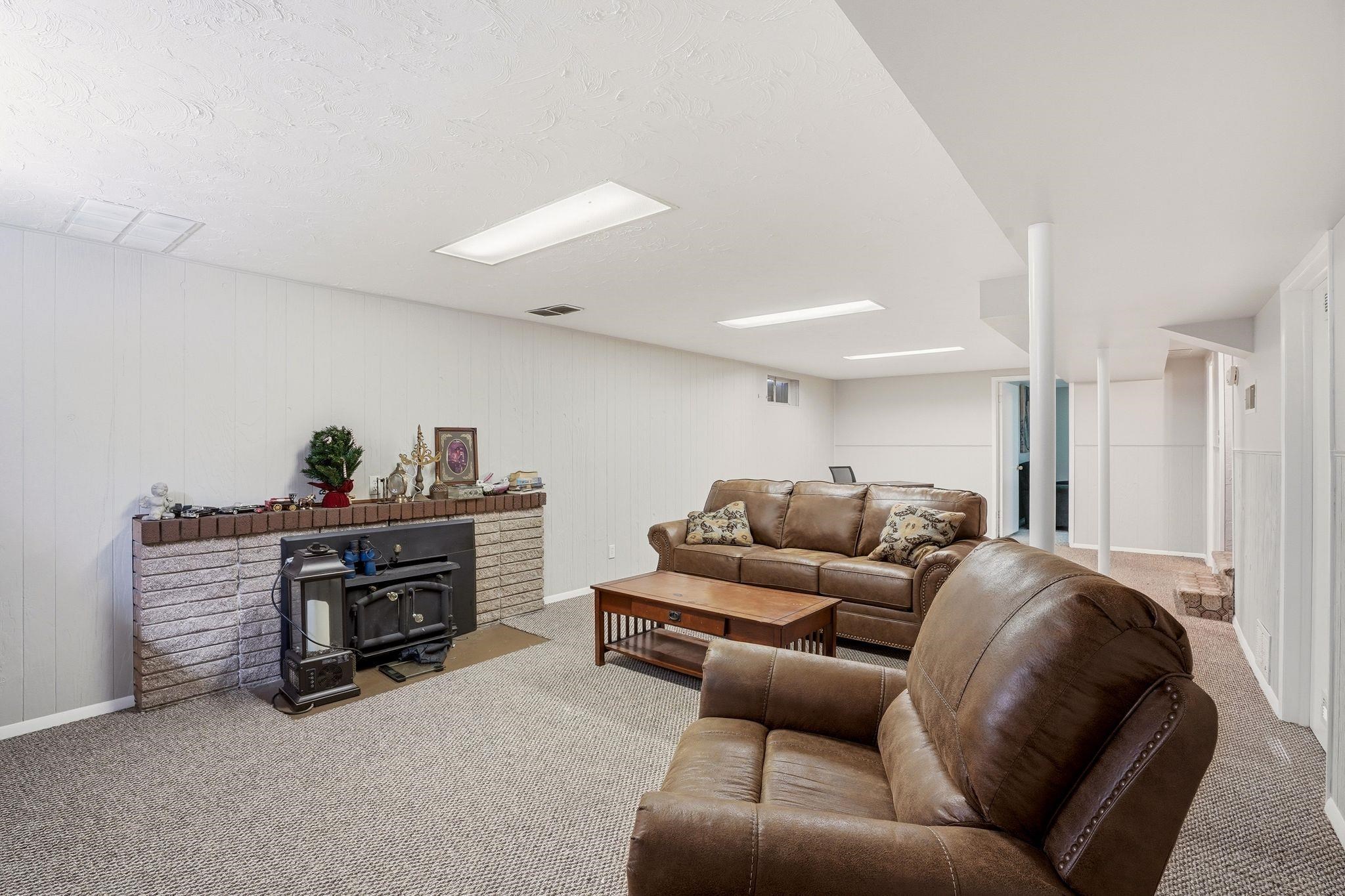 3010 W BISMARK Ave - Photo 19