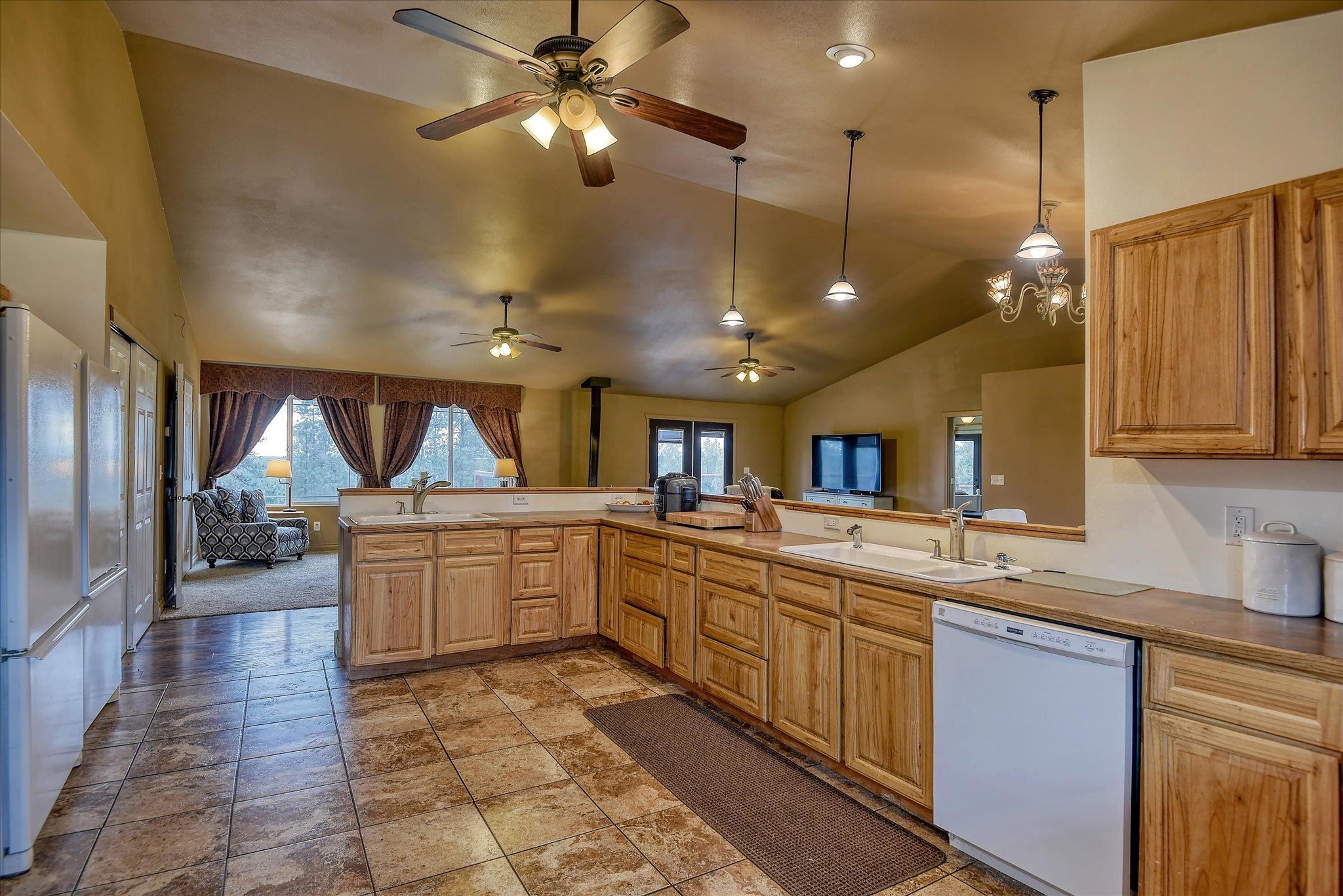 704 Mccammon Rd - Photo 14