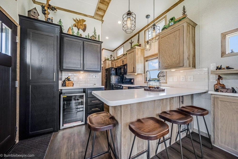 130 Guinevere Dr - Photo 12