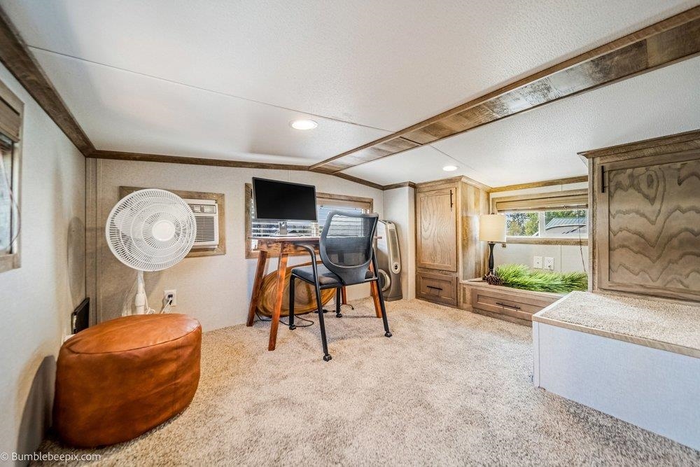 130 Guinevere Dr - Photo 20