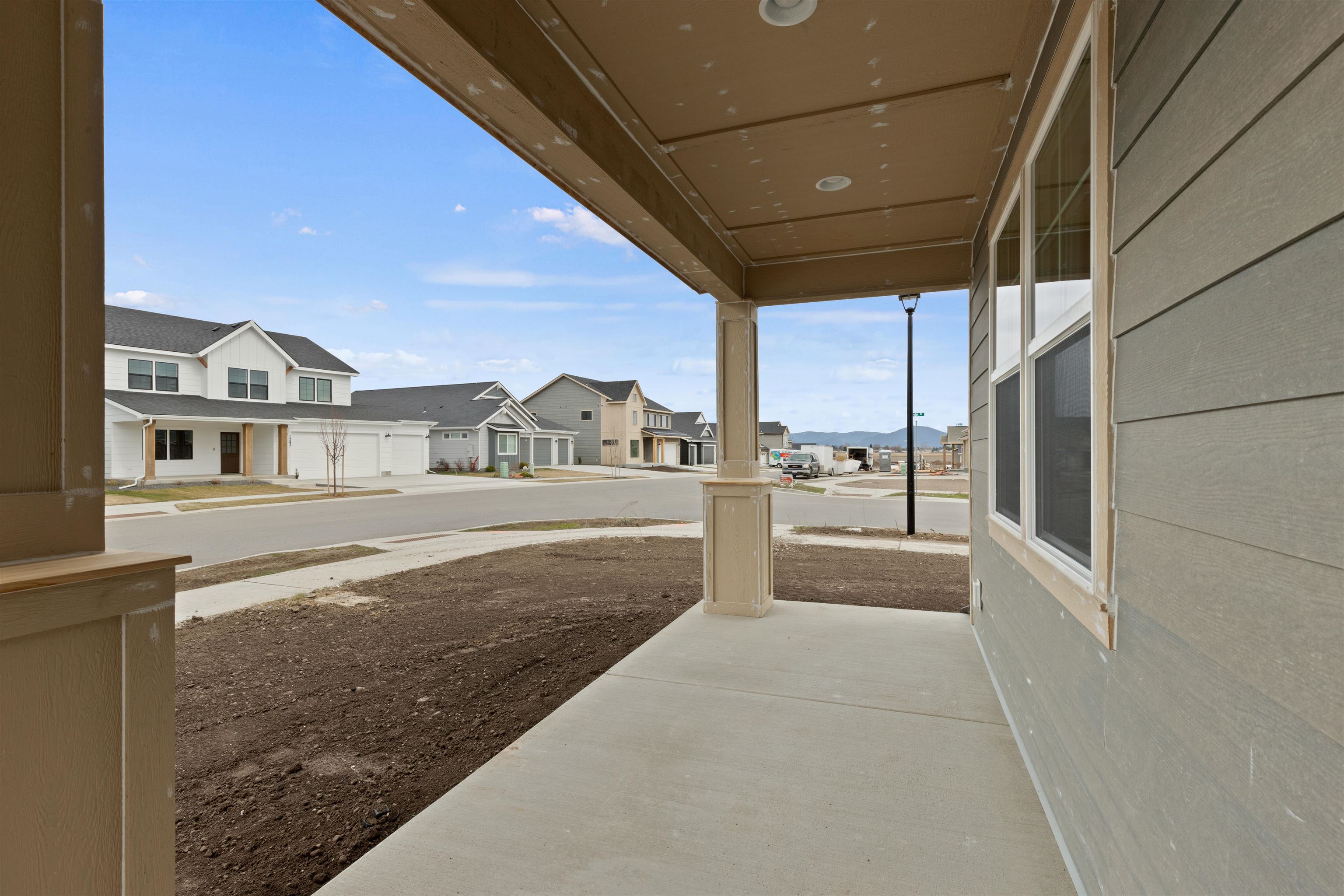 12225 N VALENCIA Ave - Photo 7