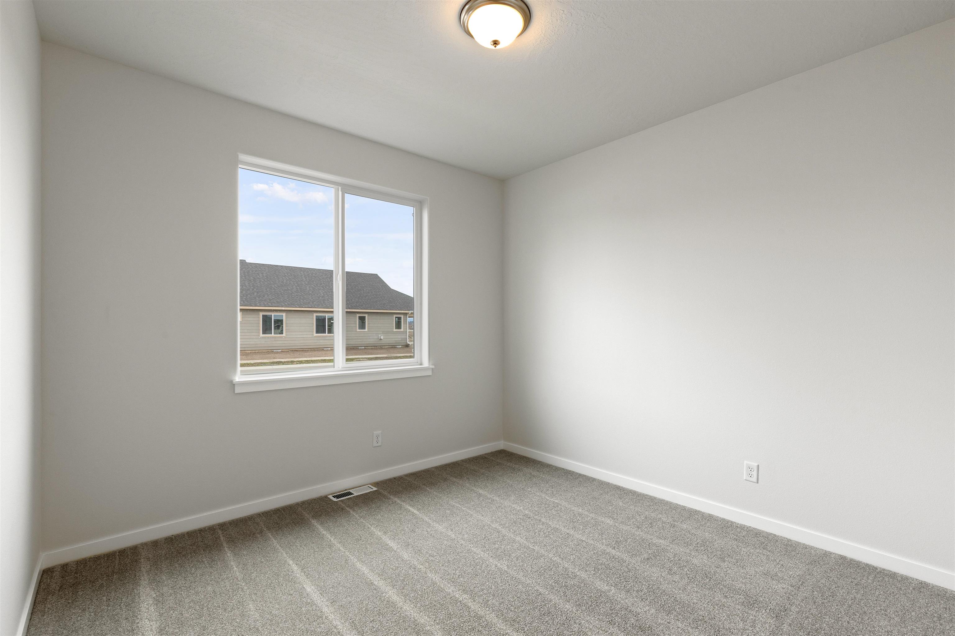 12225 N VALENCIA Ave - Photo 25