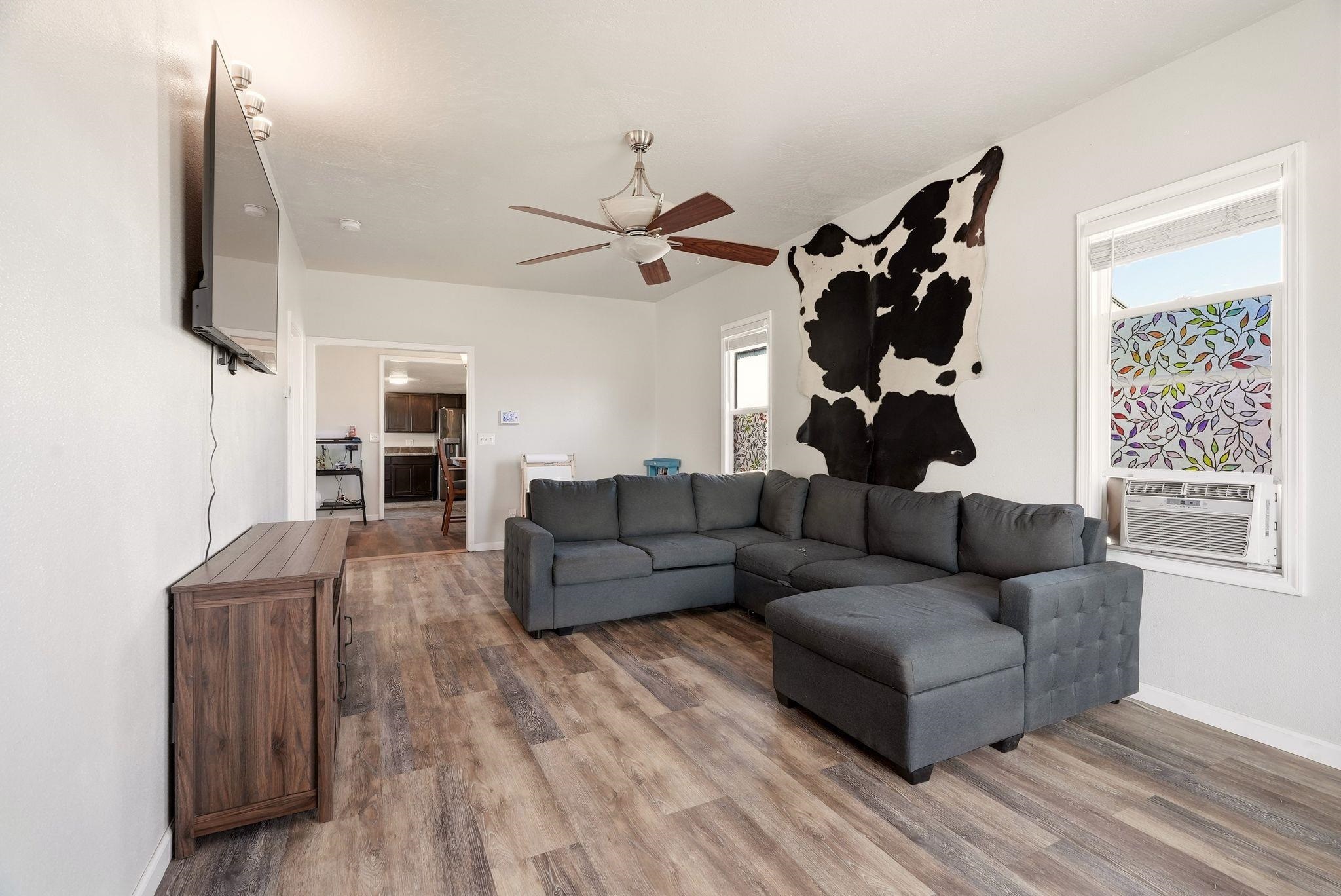3017 E Rowan Ave - Photo 5