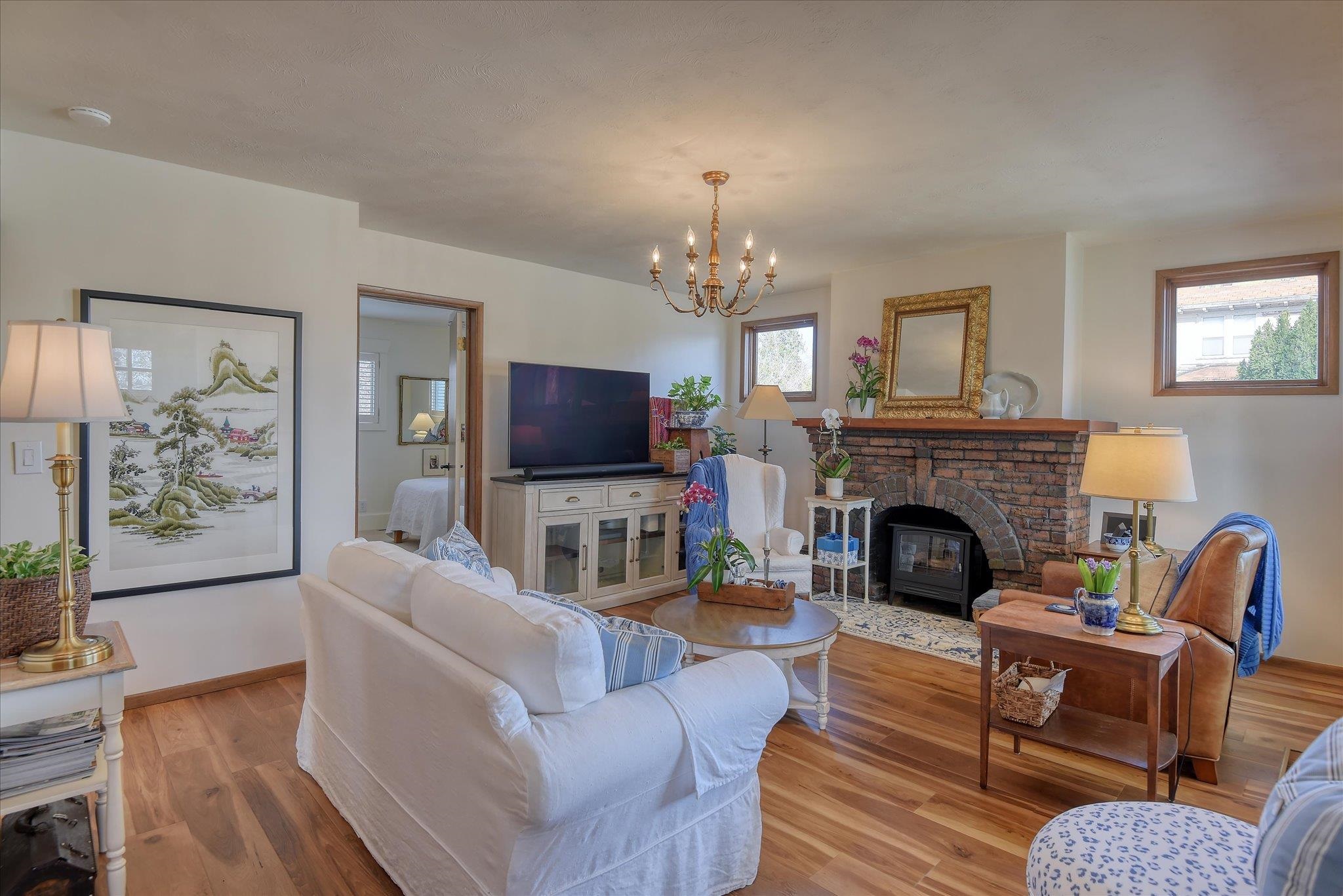 2304 W Mission Ave - Photo 3