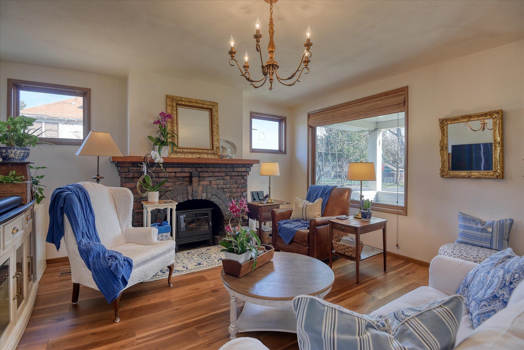 2304 W Mission Ave - Photo 6