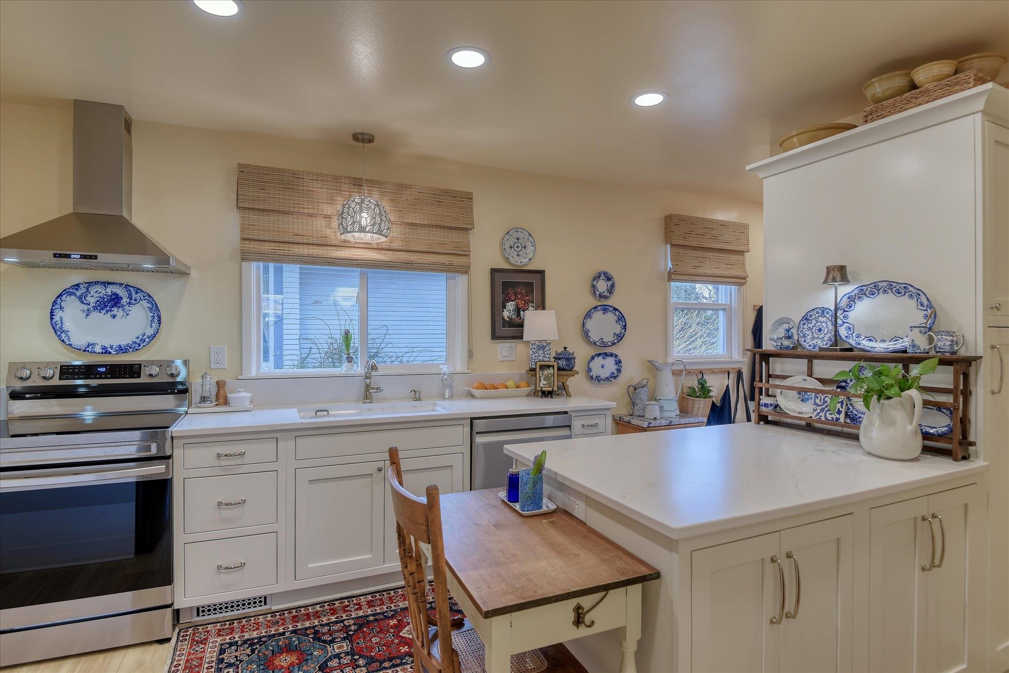 2304 W Mission Ave - Photo 11