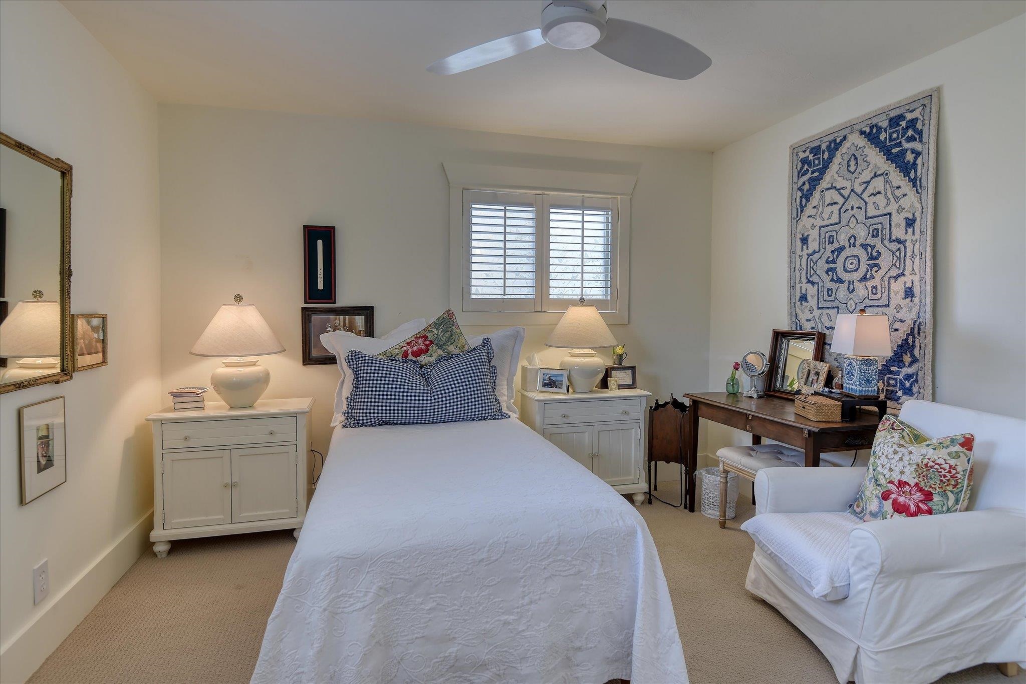 2304 W Mission Ave - Photo 21