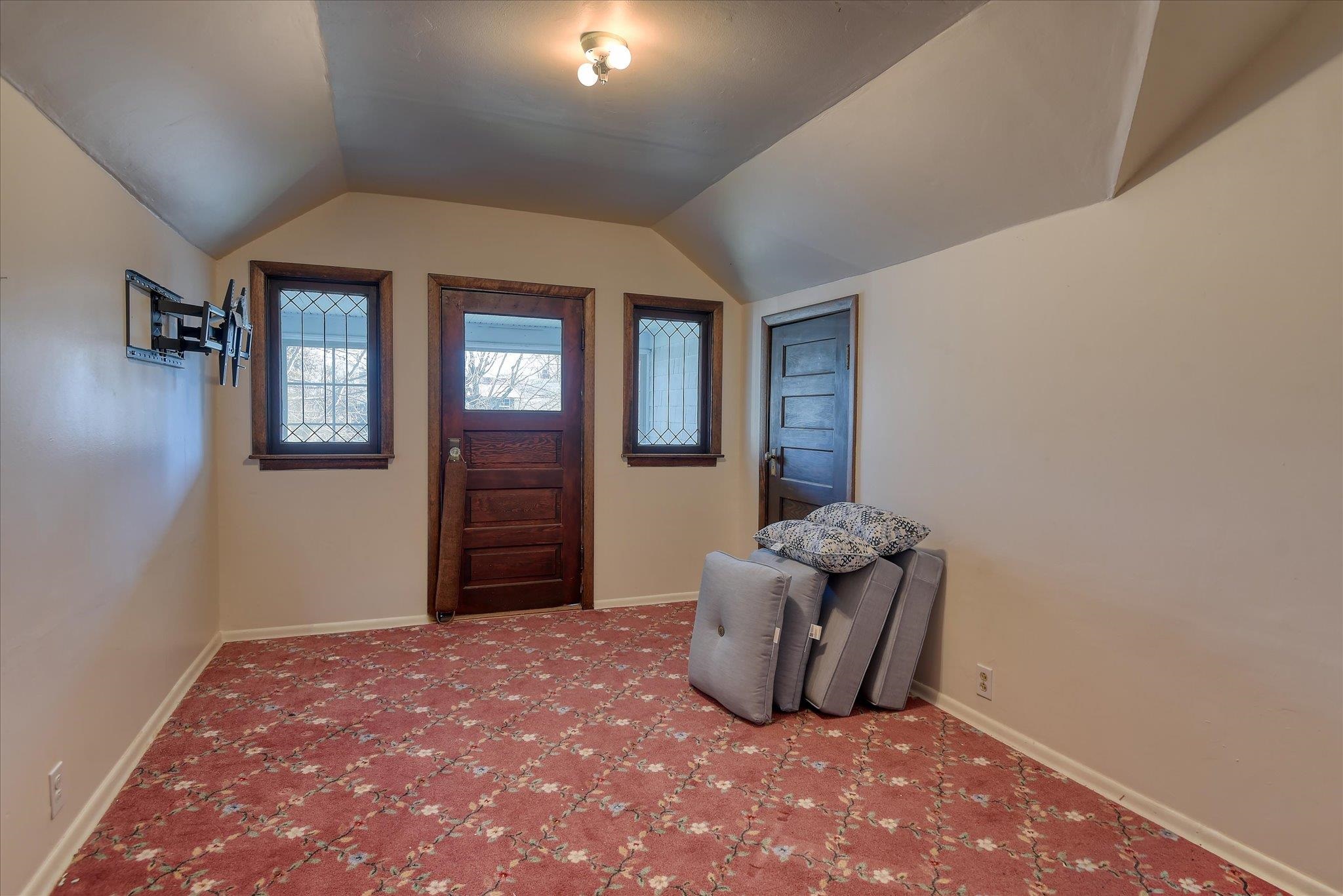 2304 W Mission Ave - Photo 27