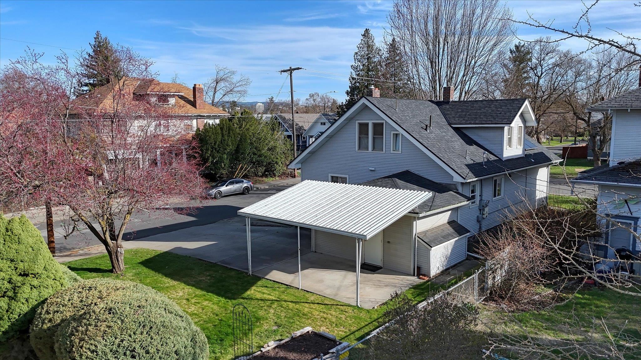 2304 W Mission Ave - Photo 36