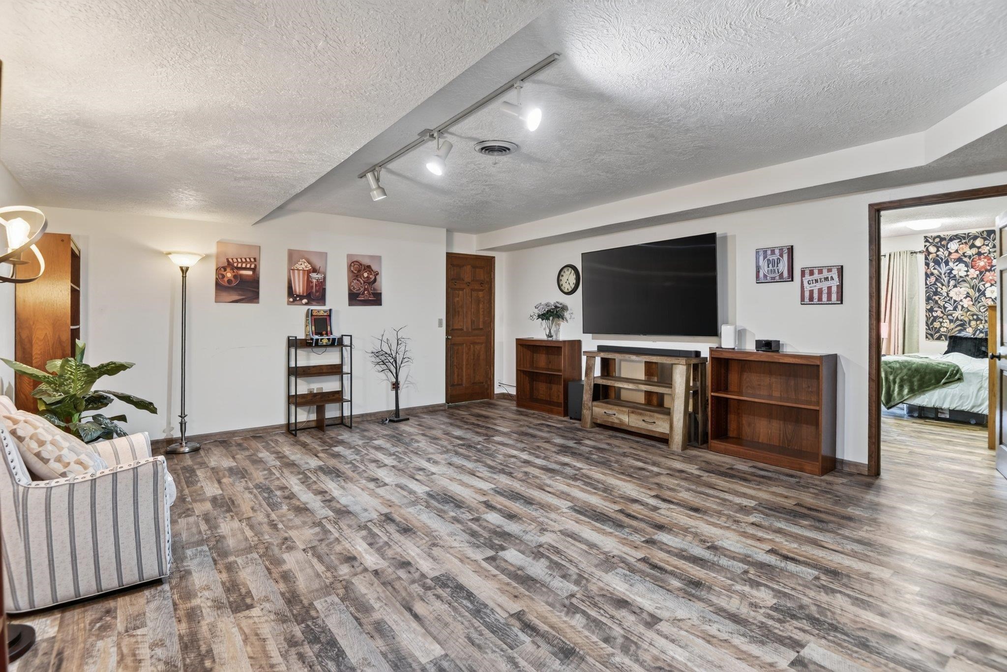 2306 S Carnine Ct - Photo 10