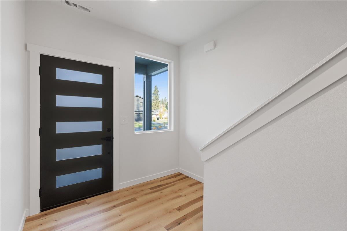 4244 E 21st Ave - Photo 3