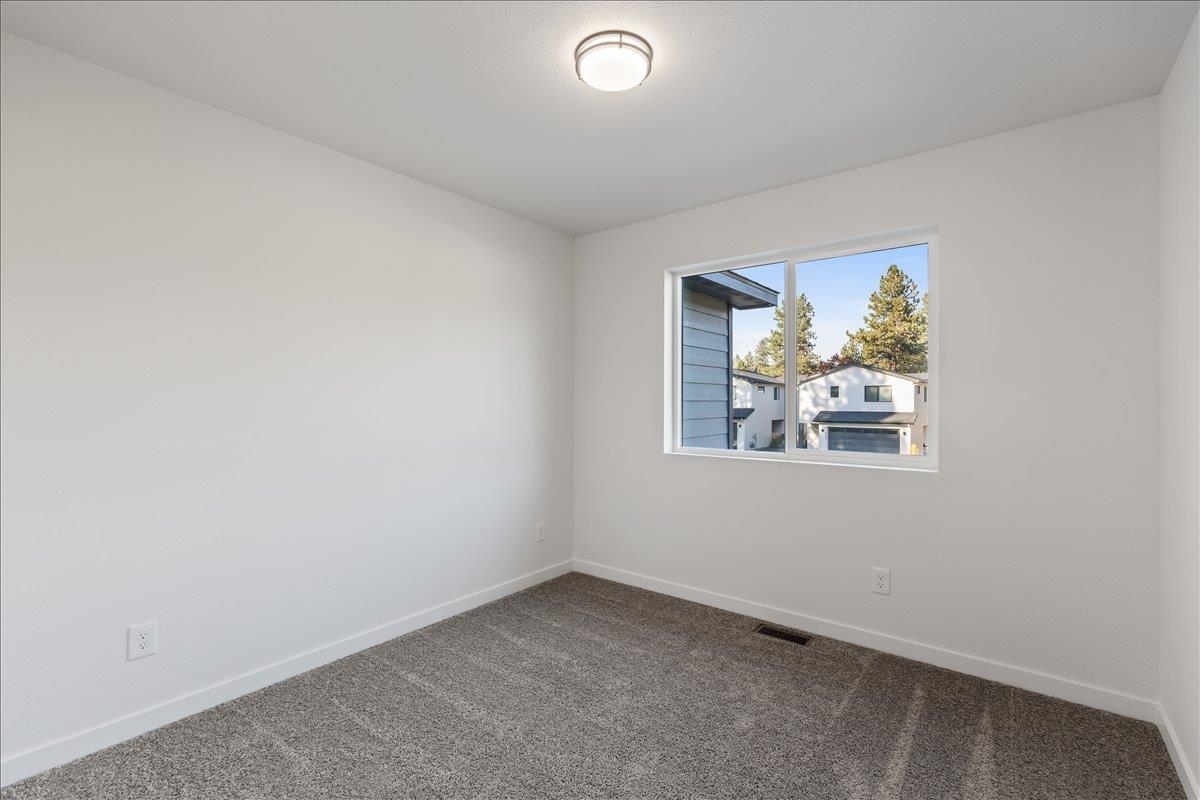 4244 E 21st Ave - Photo 36