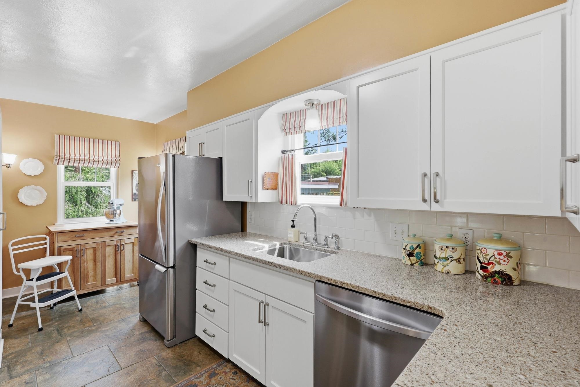 24 W 18th Ave - Photo 13