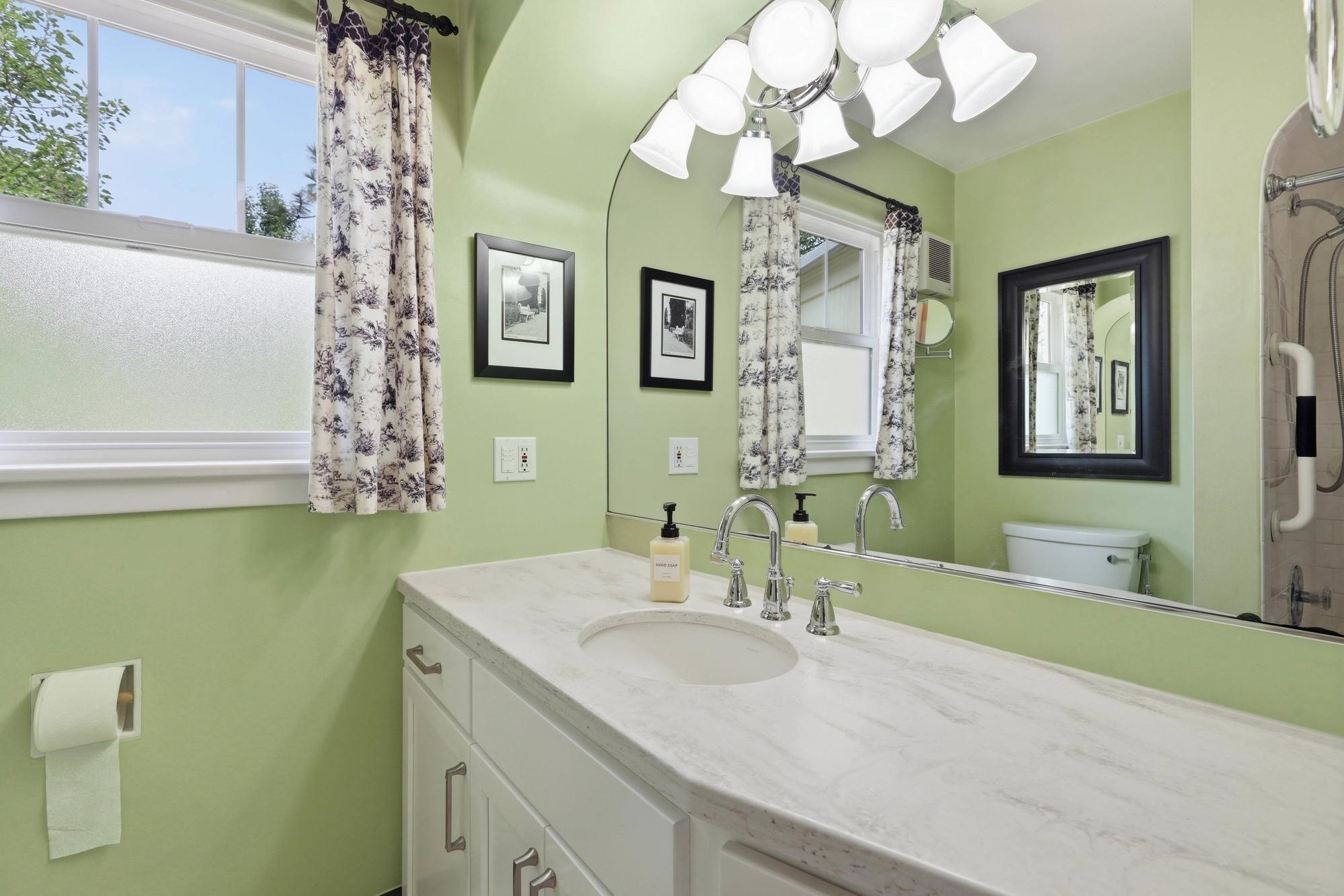 24 W 18th Ave - Photo 18