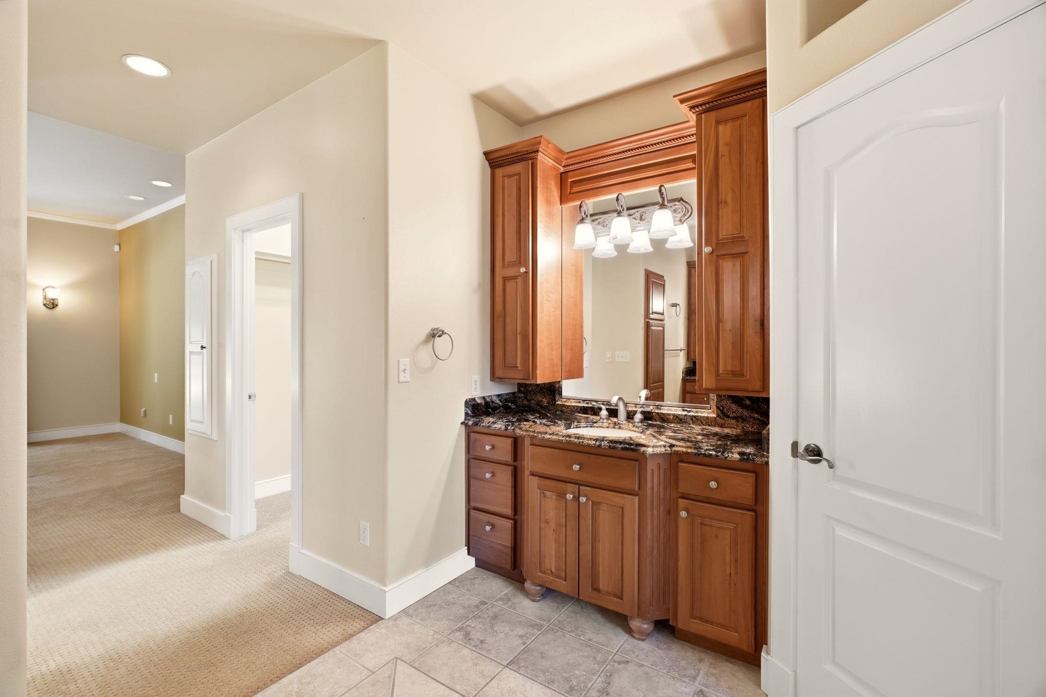 1505 E Legacy Ln - Photo 35