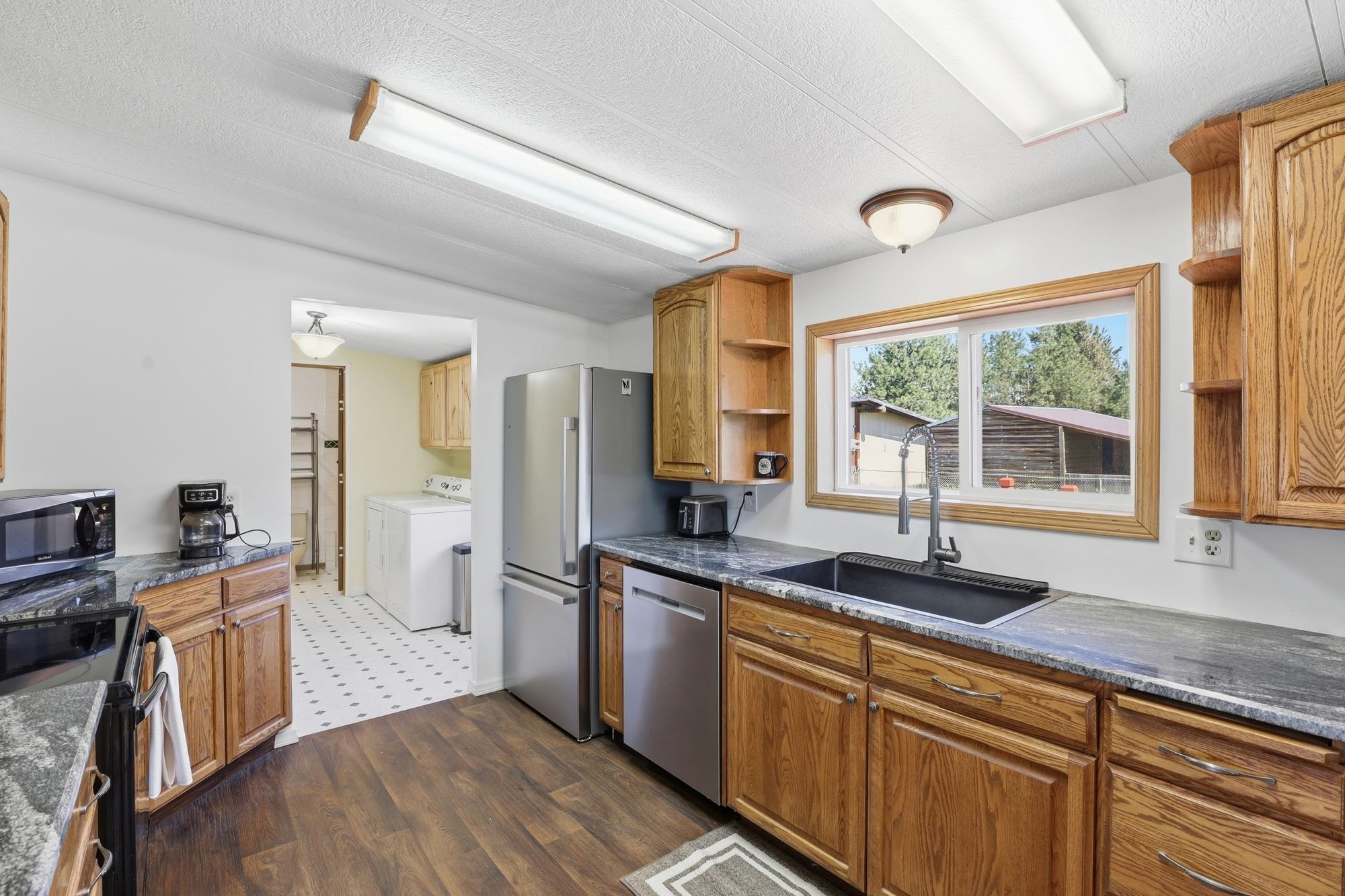 40218 N NEWPORT Hwy - Photo 13