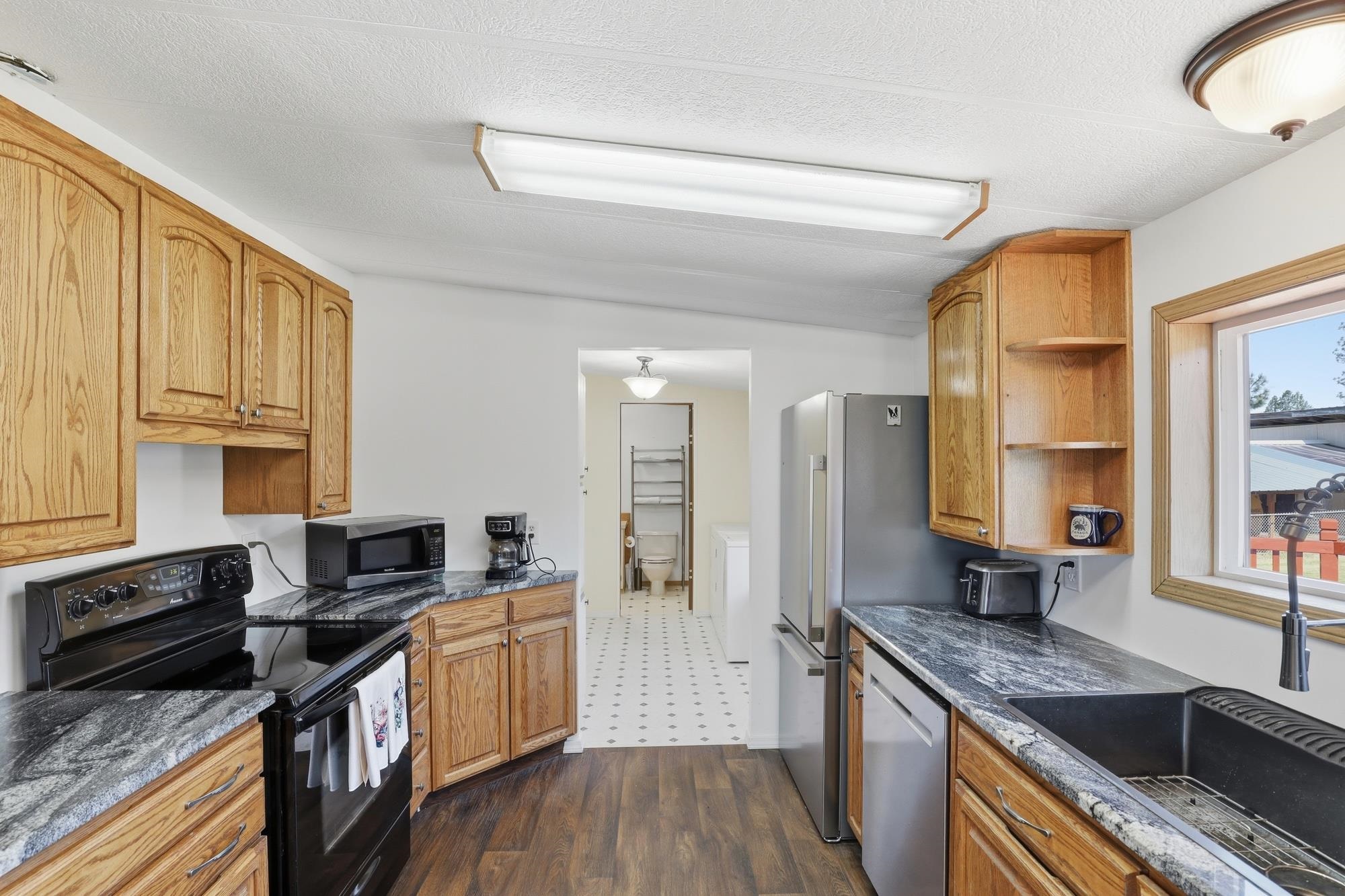 40218 N NEWPORT Hwy - Photo 14