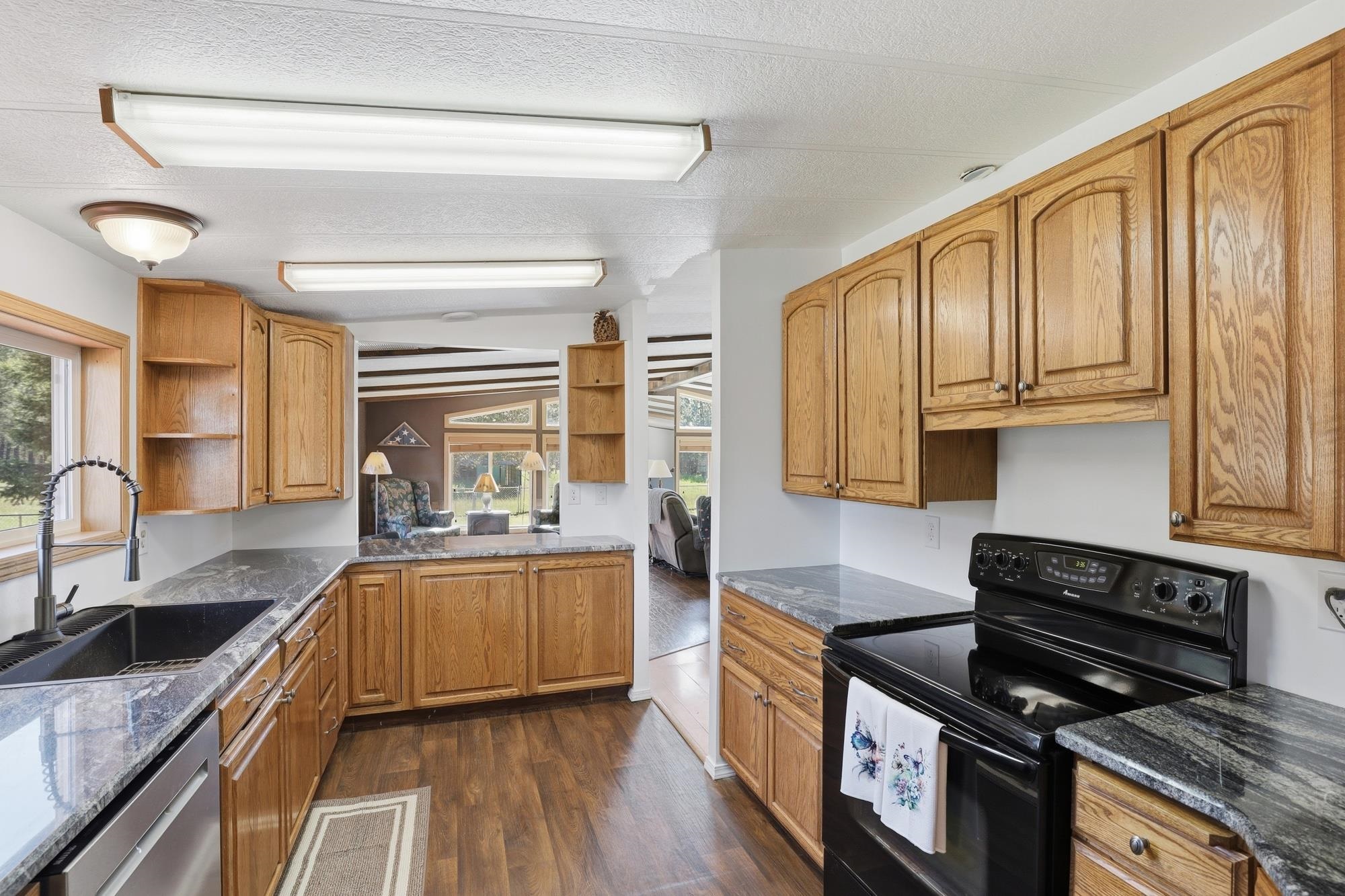 40218 N NEWPORT Hwy - Photo 15