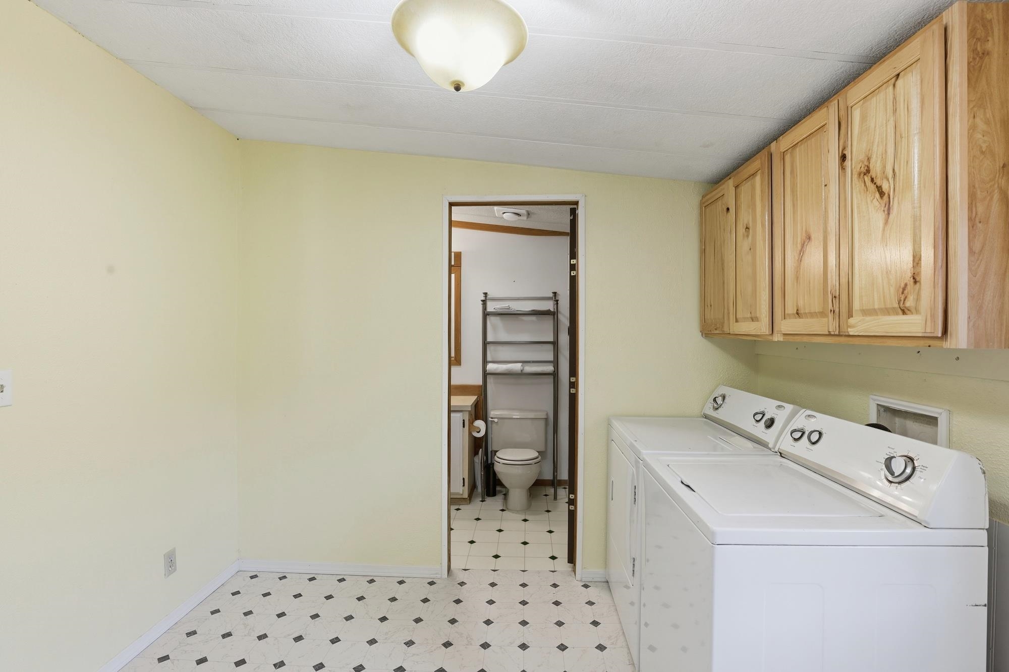 40218 N NEWPORT Hwy - Photo 25