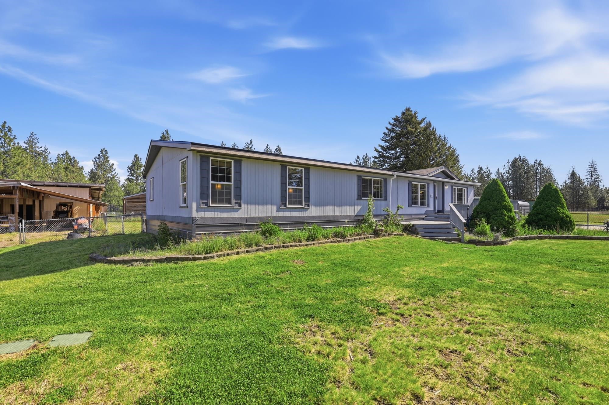 40218 N NEWPORT Hwy - Photo 33