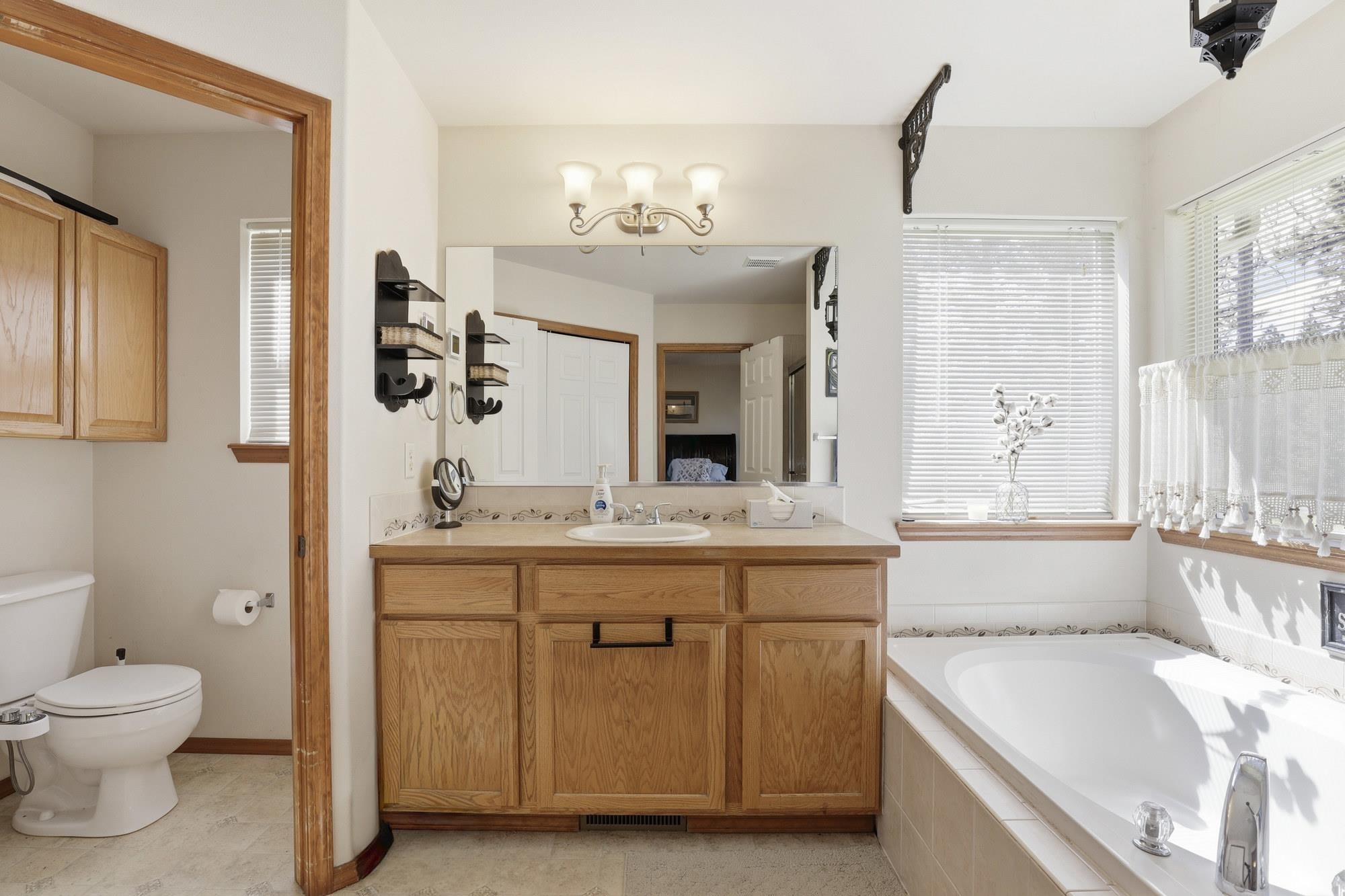 6261 Jenna Dr - Photo 21