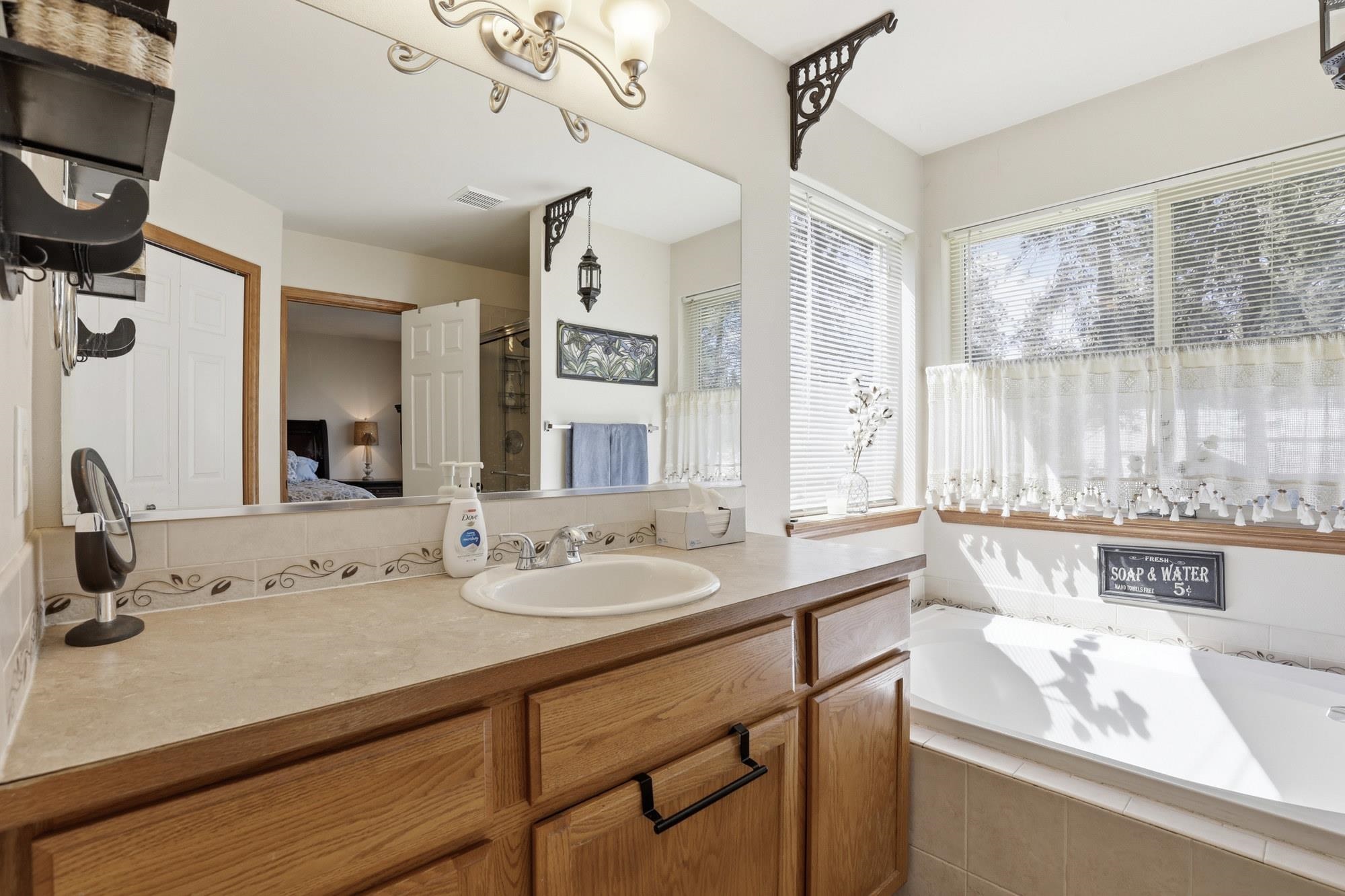 6261 Jenna Dr - Photo 22