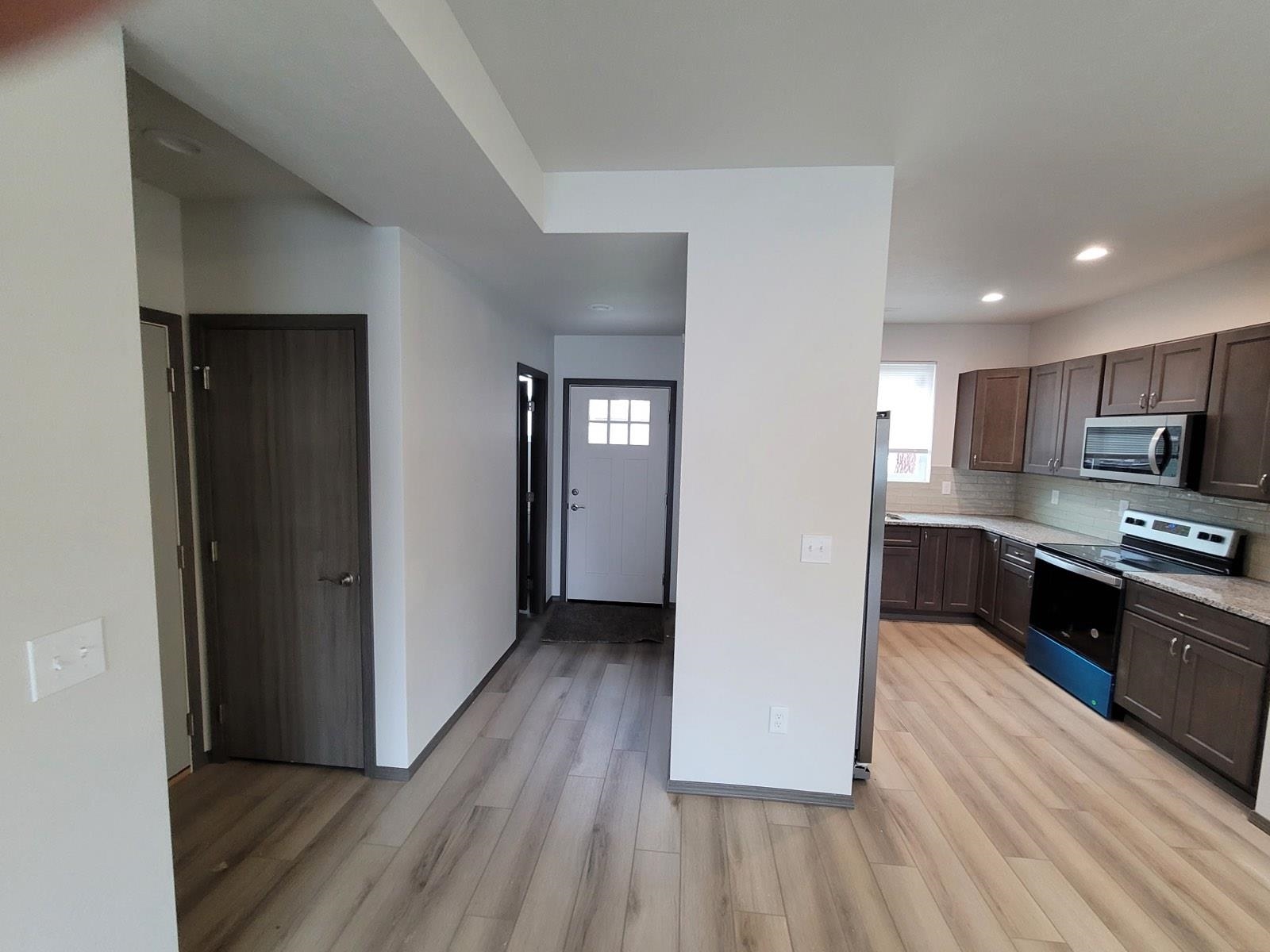 6027 N Smith St - Photo 3