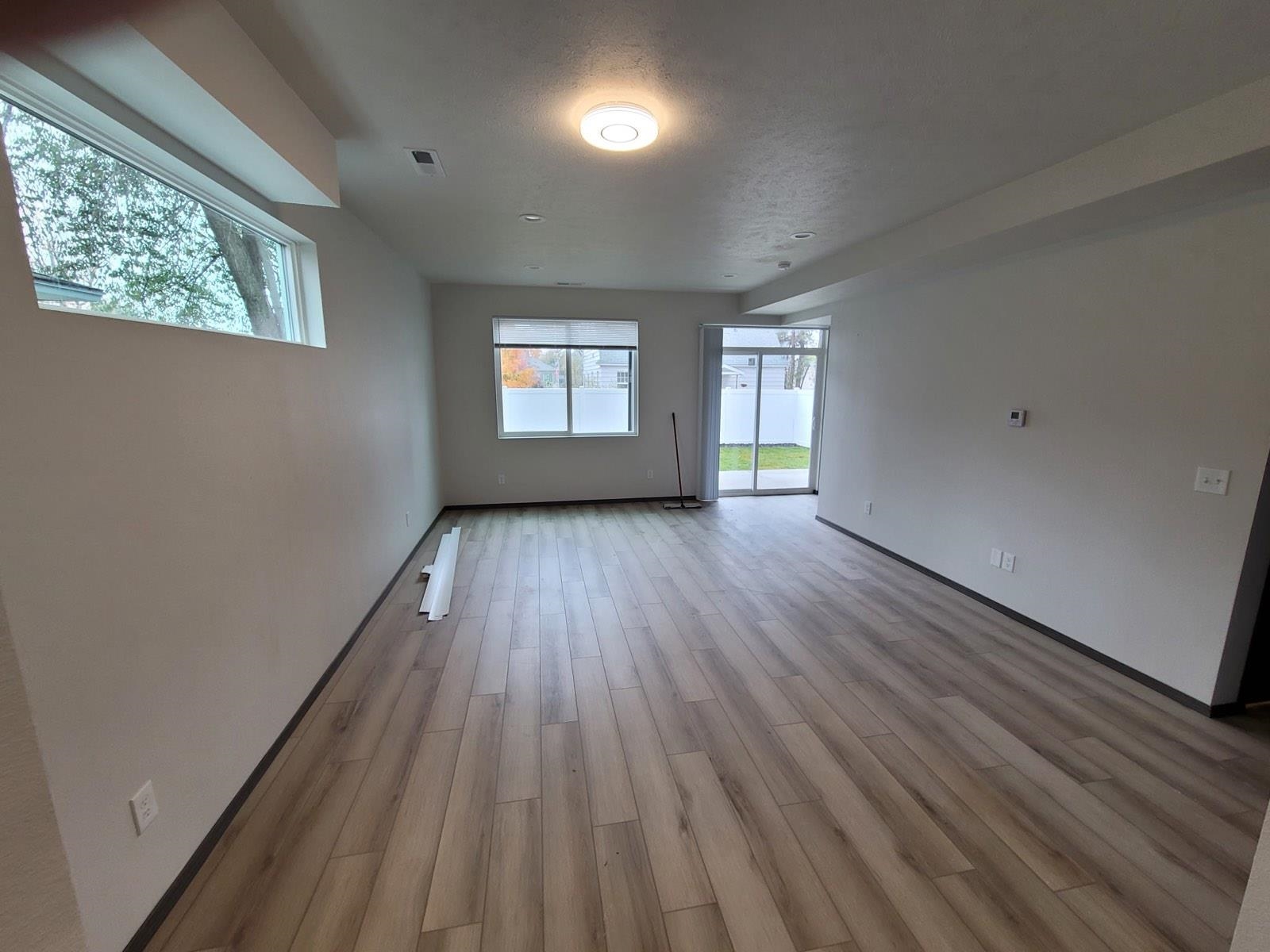 6027 N Smith St - Photo 4