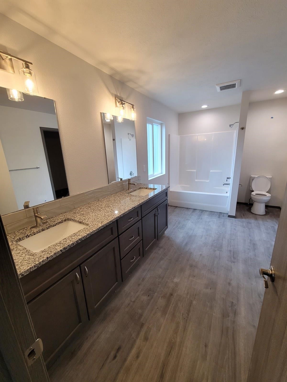 6027 N Smith St - Photo 12