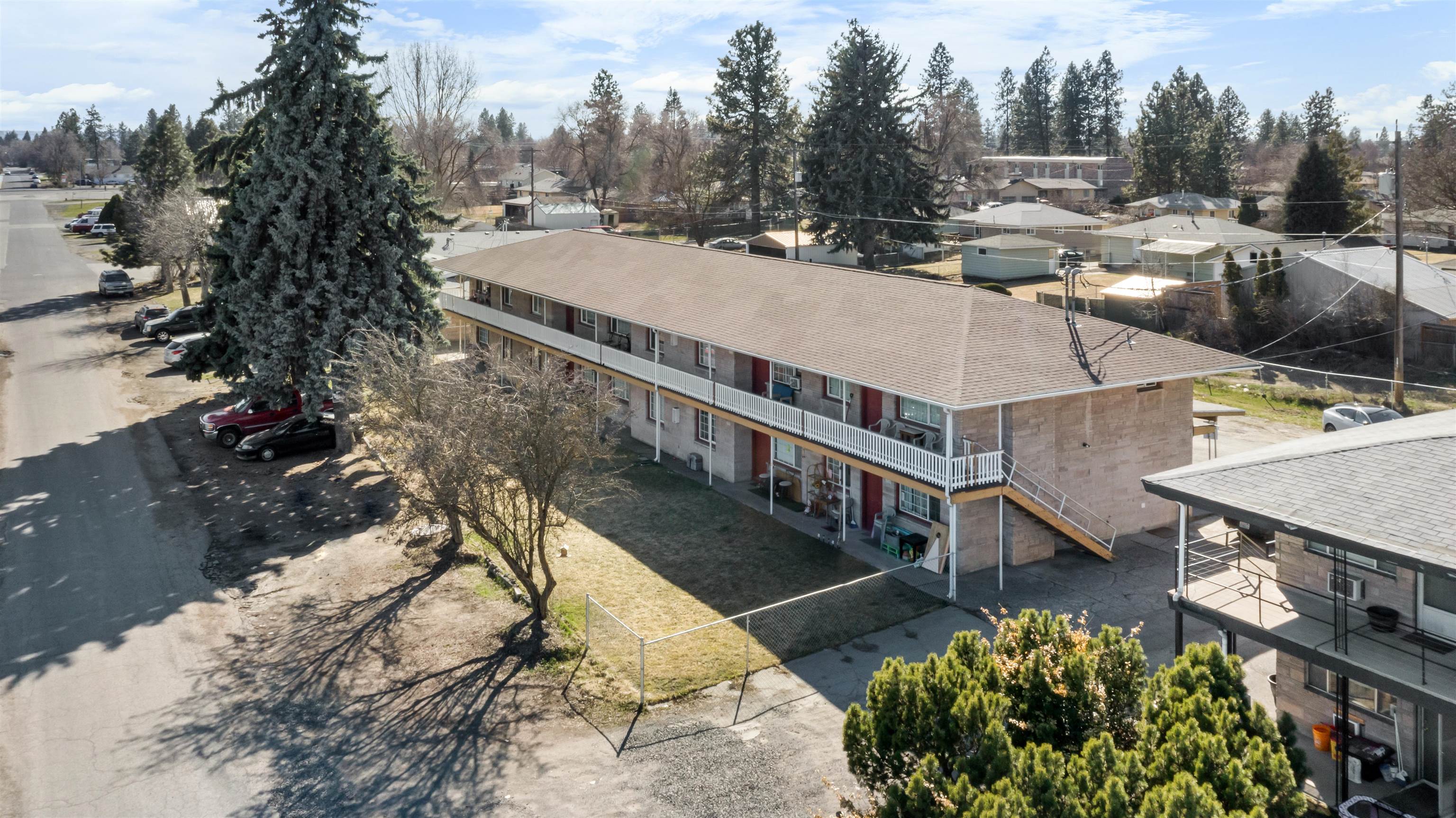 6511 N Atlantic St - Photo 2