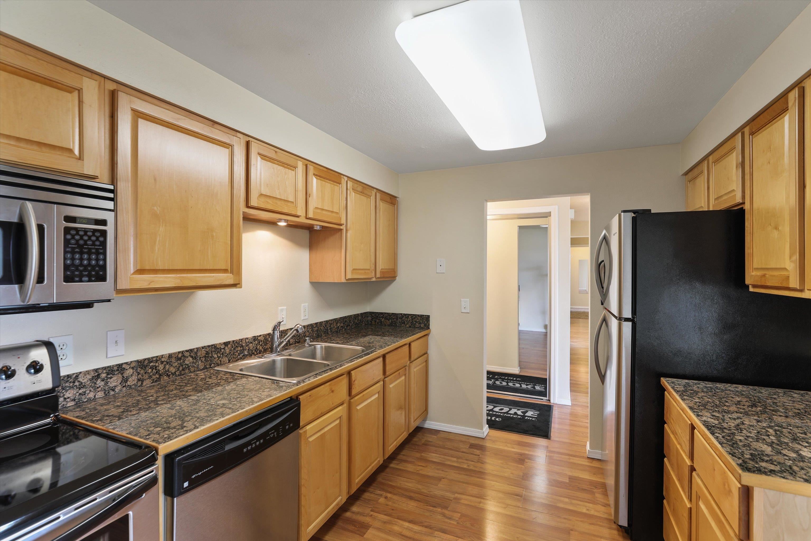 1418 W 6th Ave - Photo 11