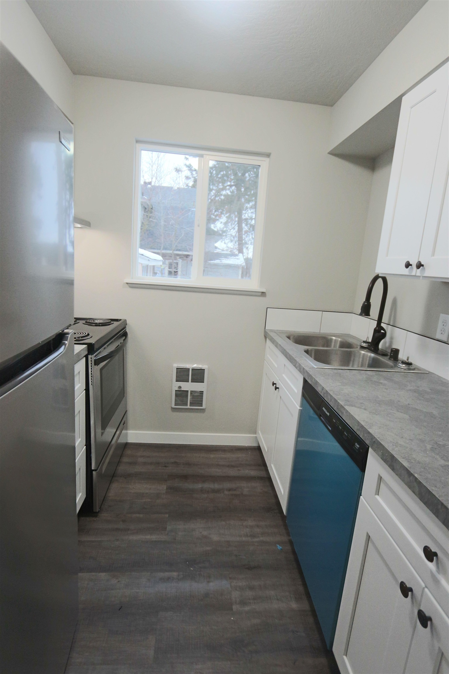 1608 W 8th Ave - Photo 4