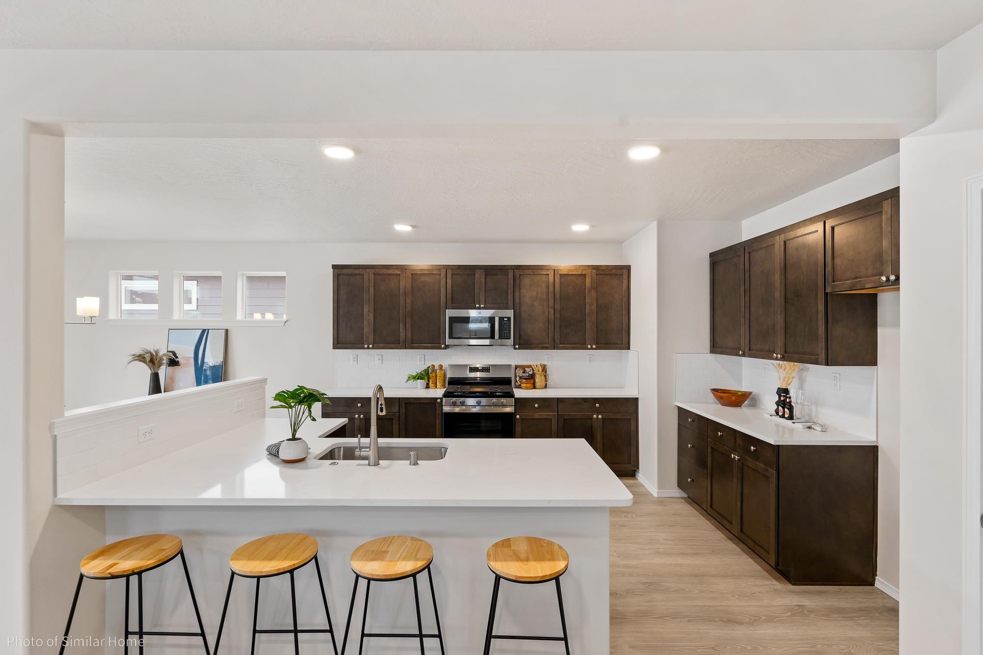 1501 W 67th Ave - Photo 3
