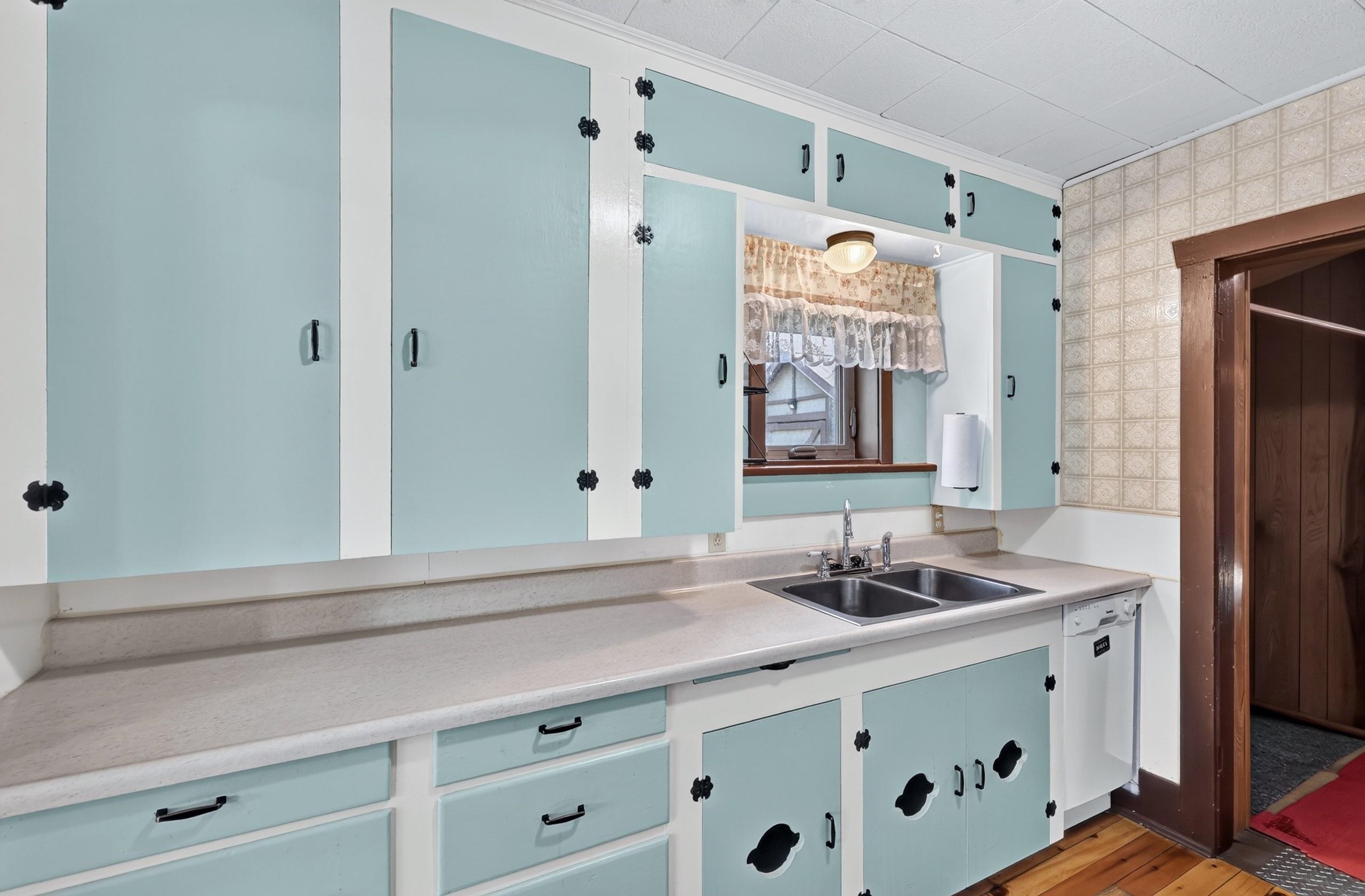 309 Park St - Photo 8