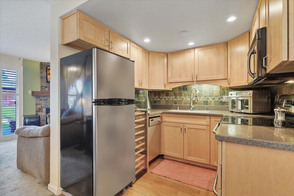 1823 W Northridge #8 Ct - Photo 2