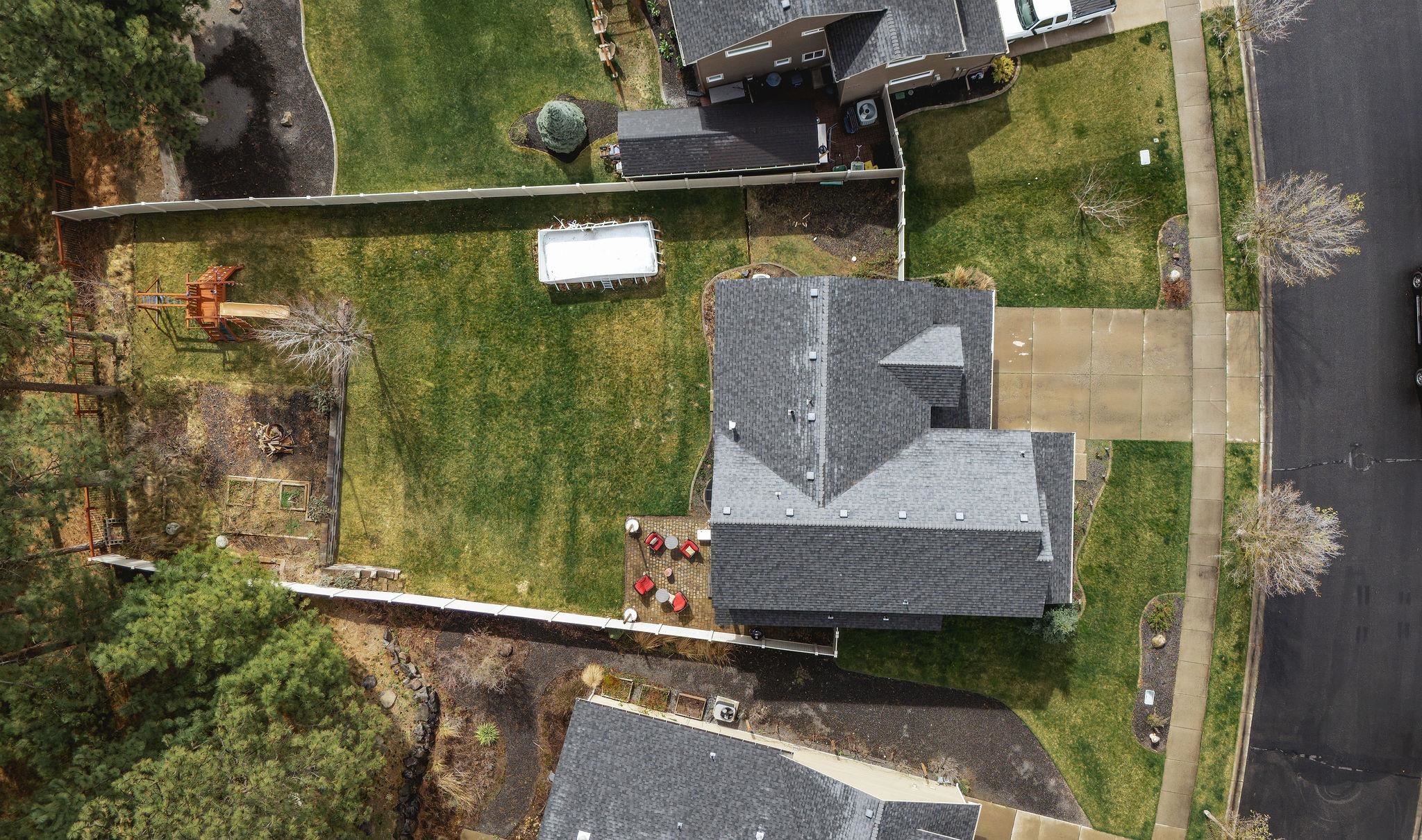 8710 N Rosebury Ln - Photo 2