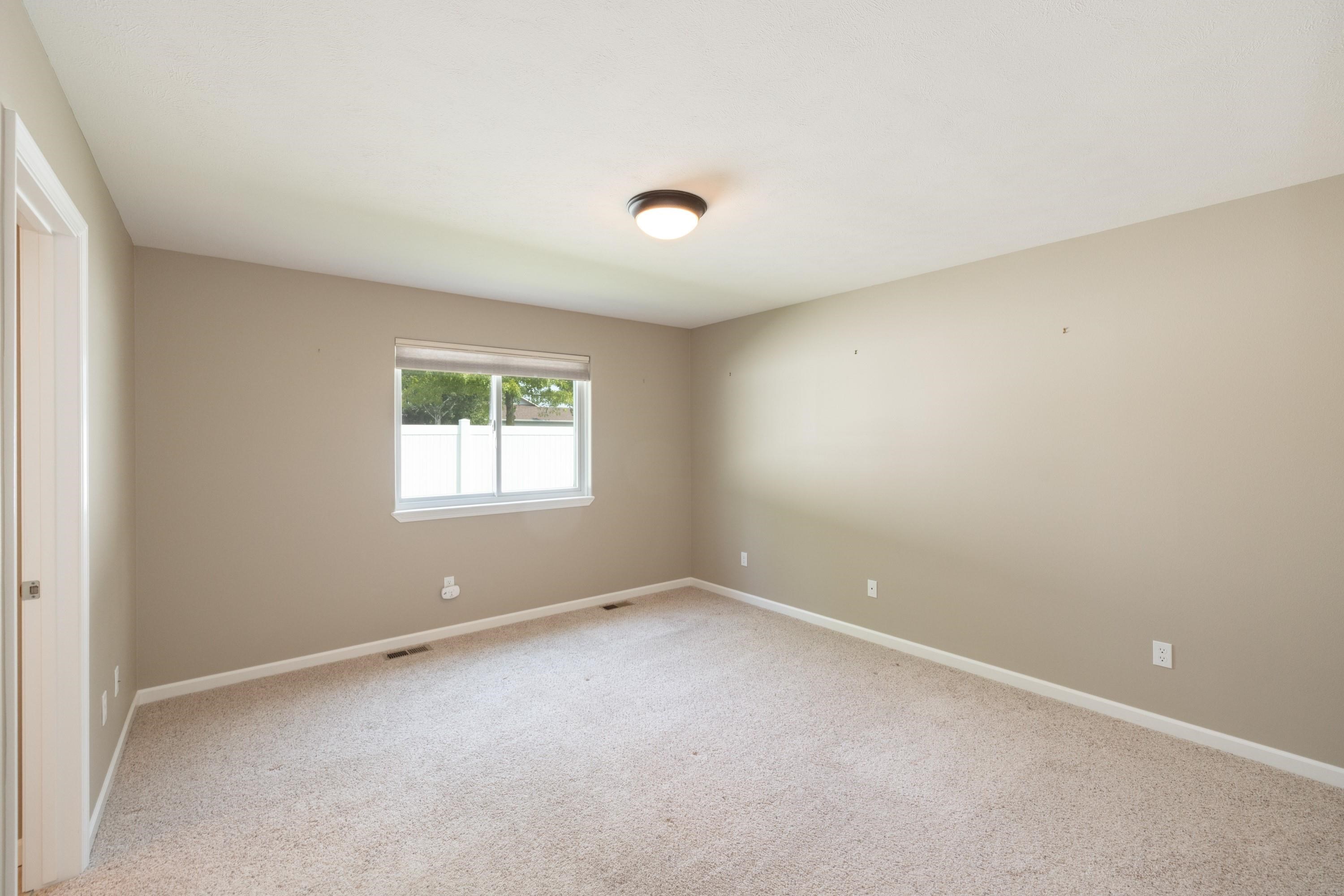 14325 E Cloverdale Ln - Photo 15