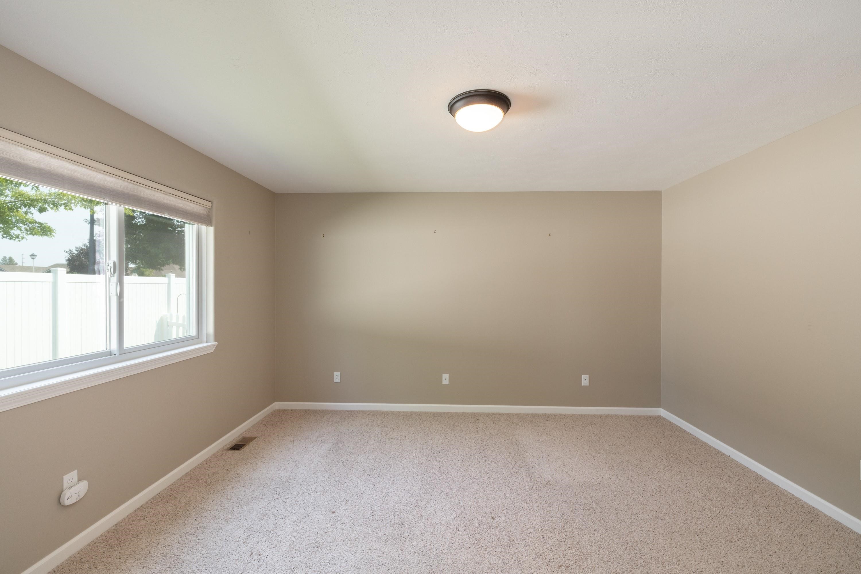 14325 E Cloverdale Ln - Photo 16