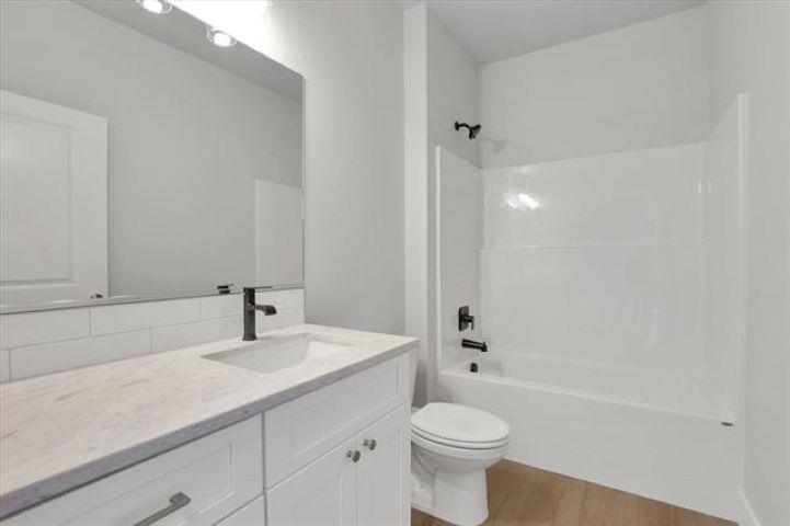 1109-29 N Country Club Dr - Photo 20