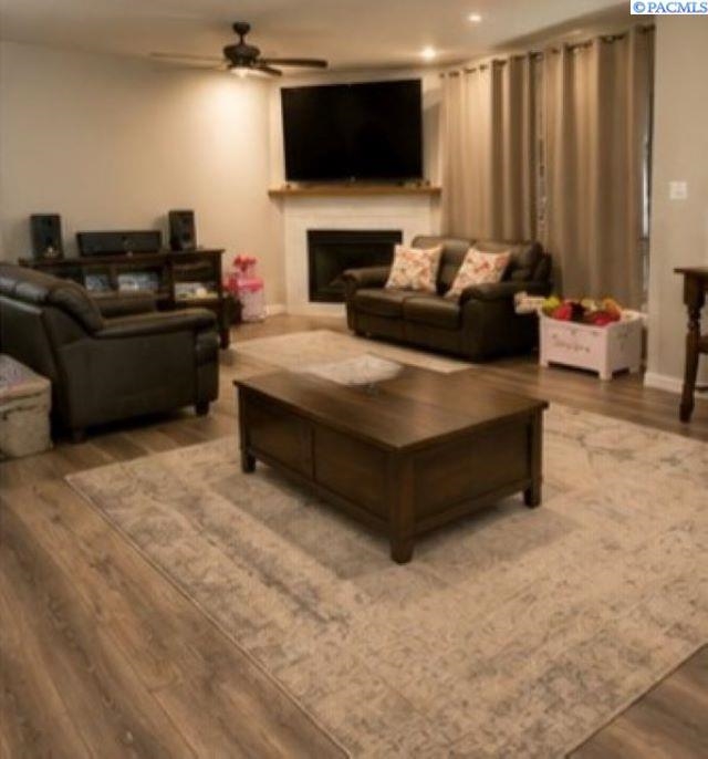722 S Brockway Dr - Photo 3