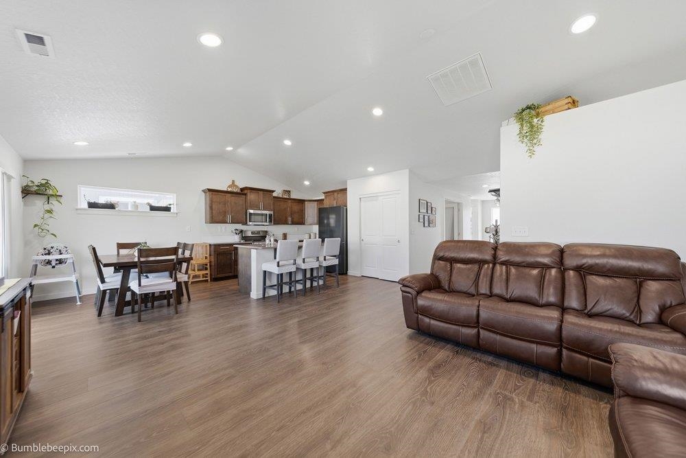 14705 E Caprio Ave - Photo 12