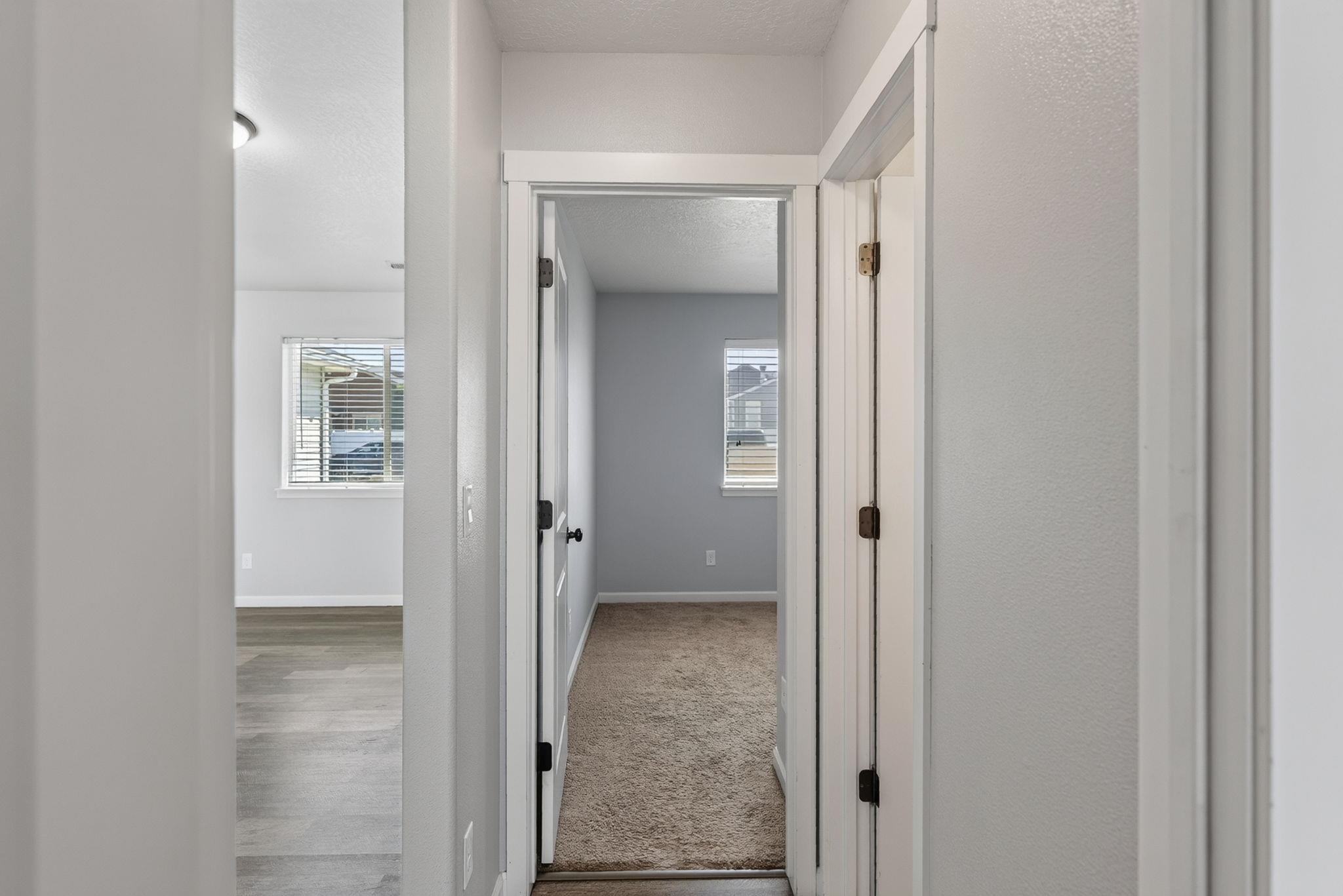 4407 S Mack Rd - Photo 27