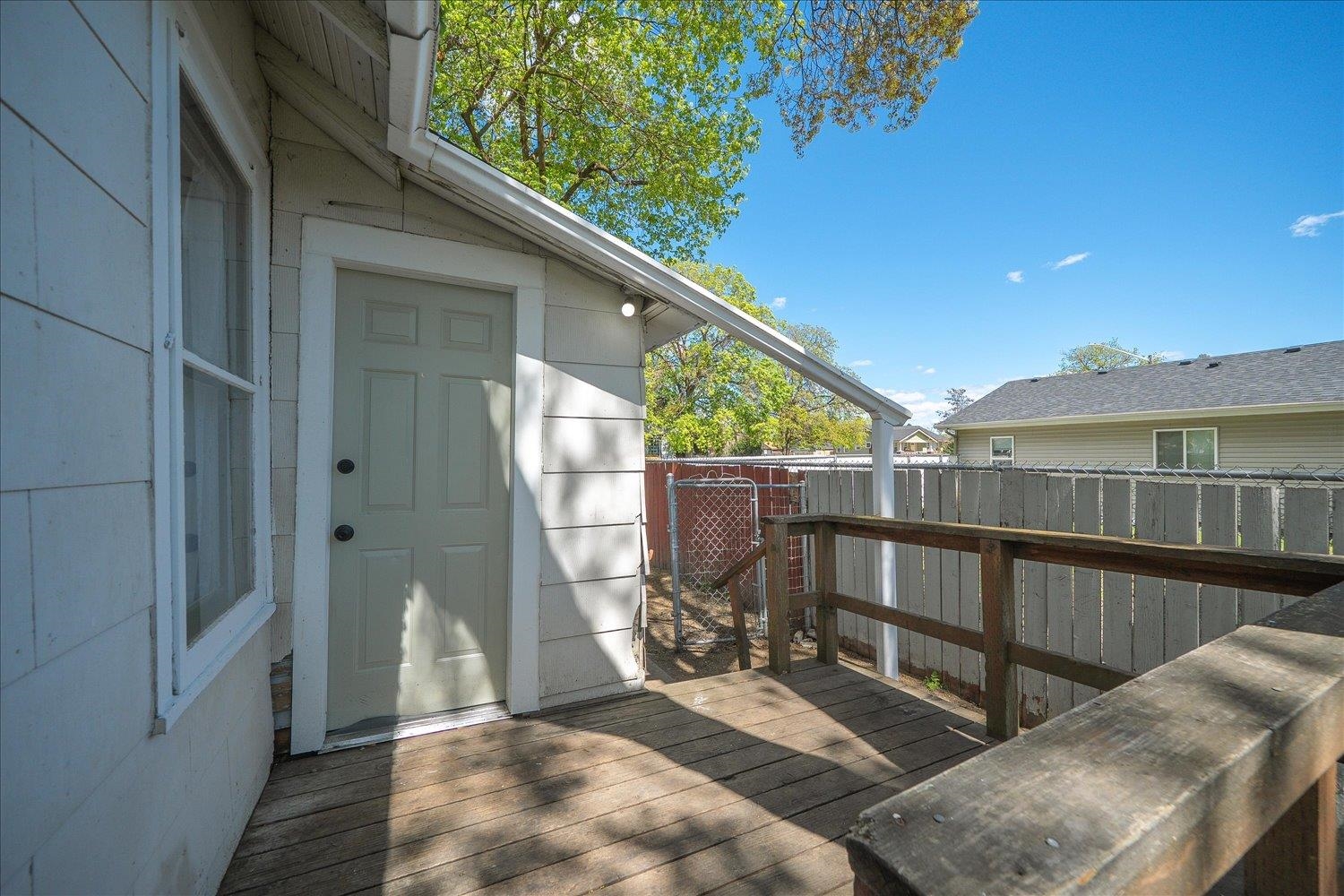 416 E Everett Ave - Photo 10