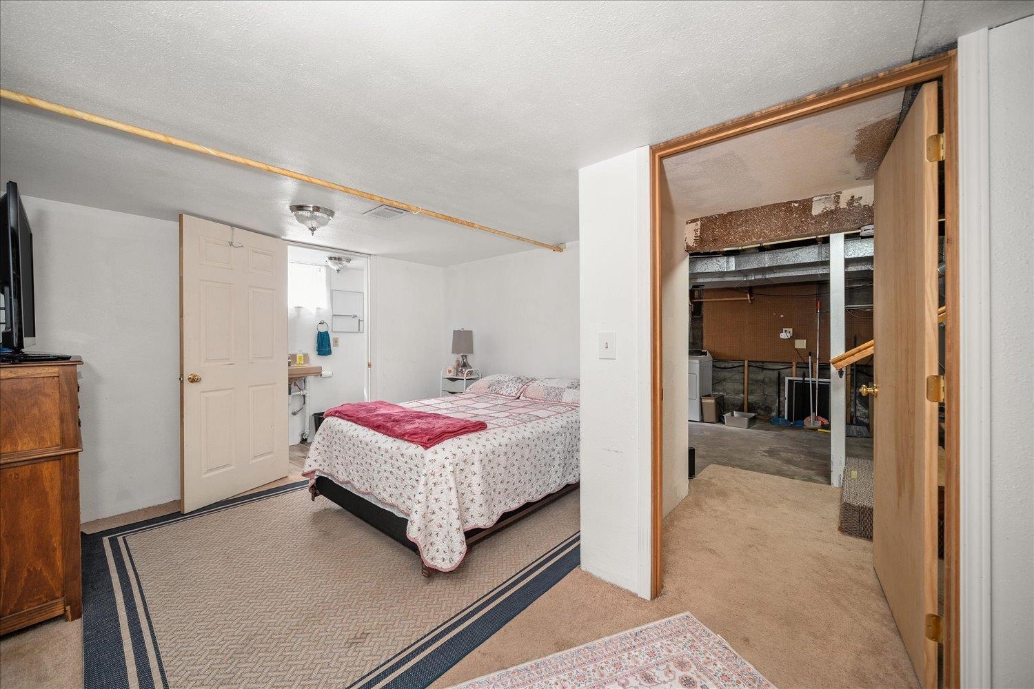 1911 E Sharp Ave - Photo 14