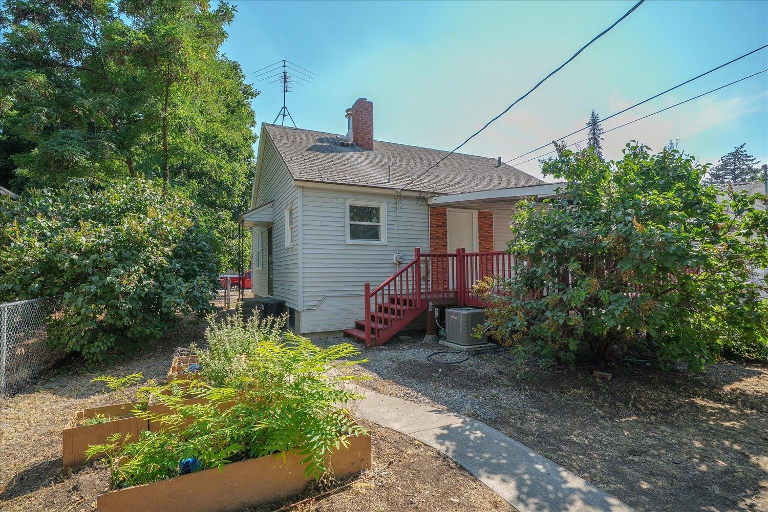 1911 E Sharp Ave - Photo 25